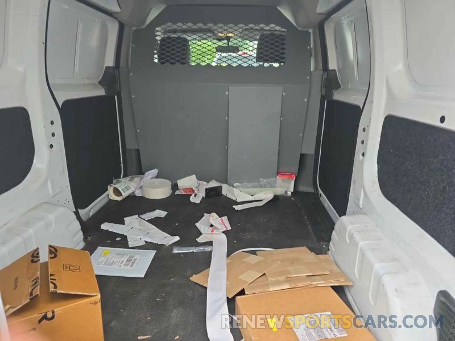 7 Photograph of a damaged car 3N6CM0KN2KK704512 NISSAN NV200 2019