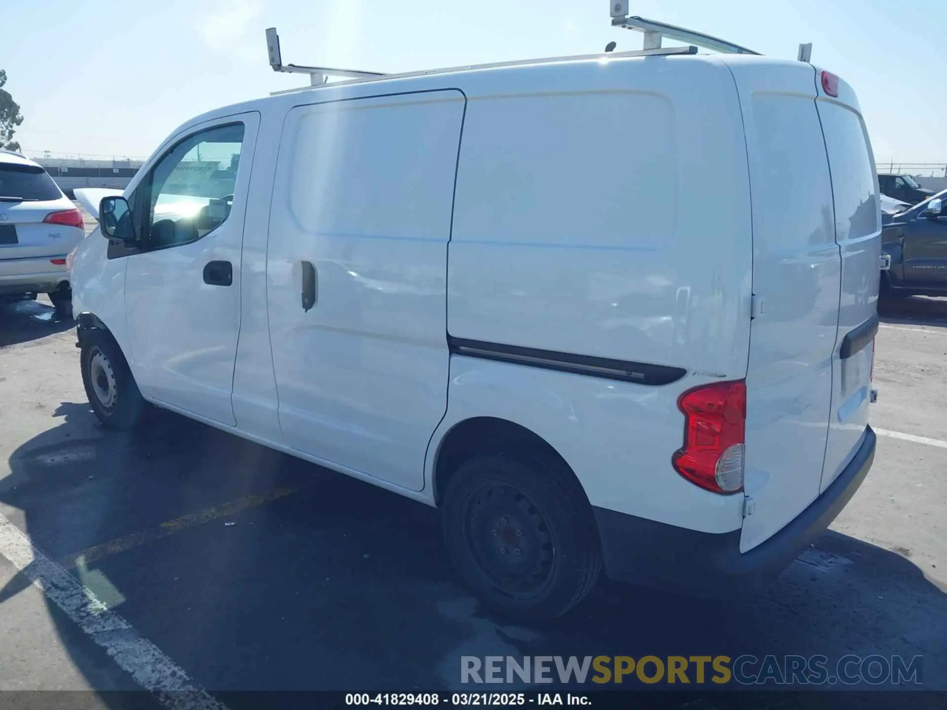 3 Photograph of a damaged car 3N6CM0KN2KK707488 NISSAN NV200 2019