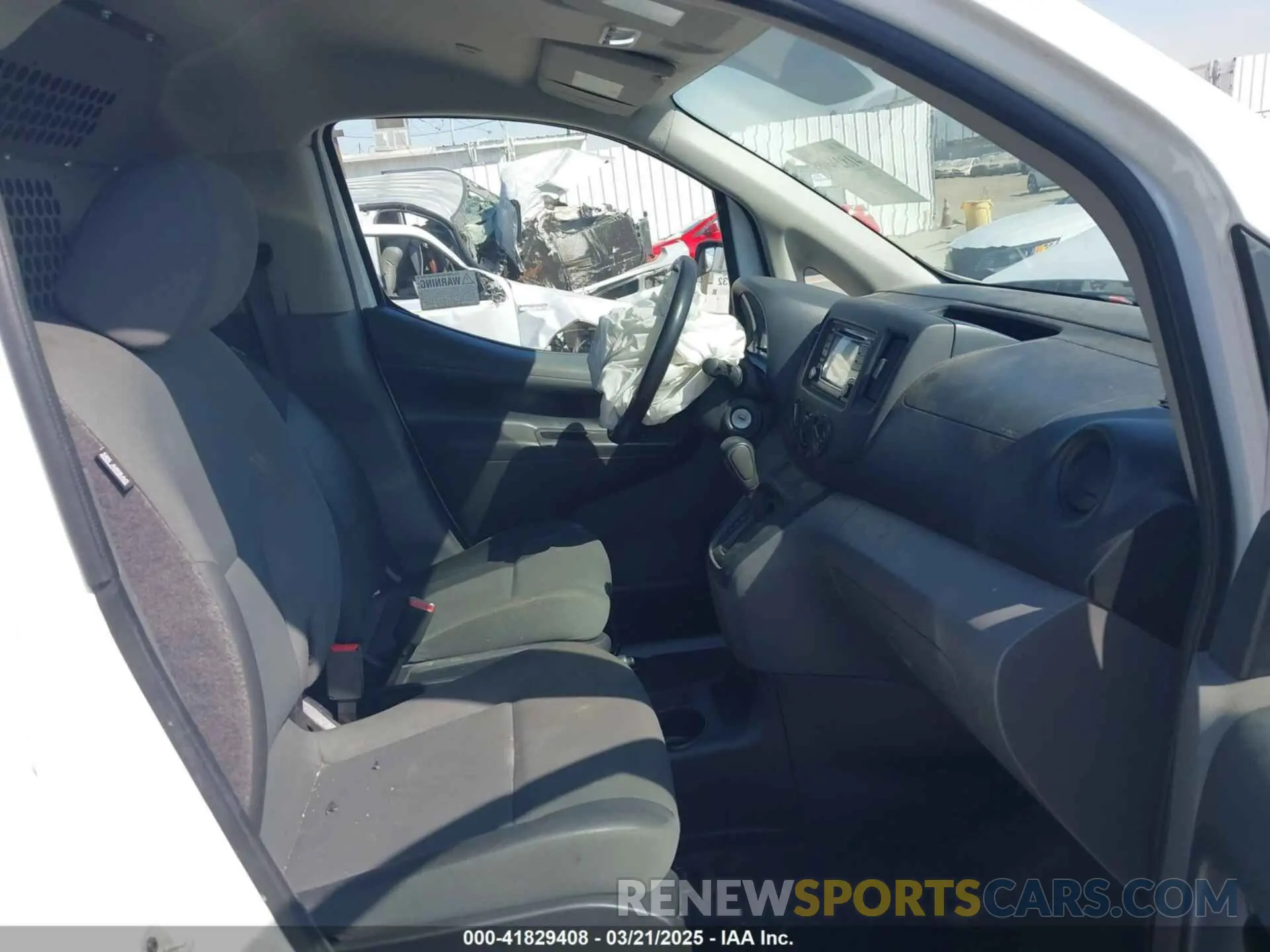 5 Photograph of a damaged car 3N6CM0KN2KK707488 NISSAN NV200 2019