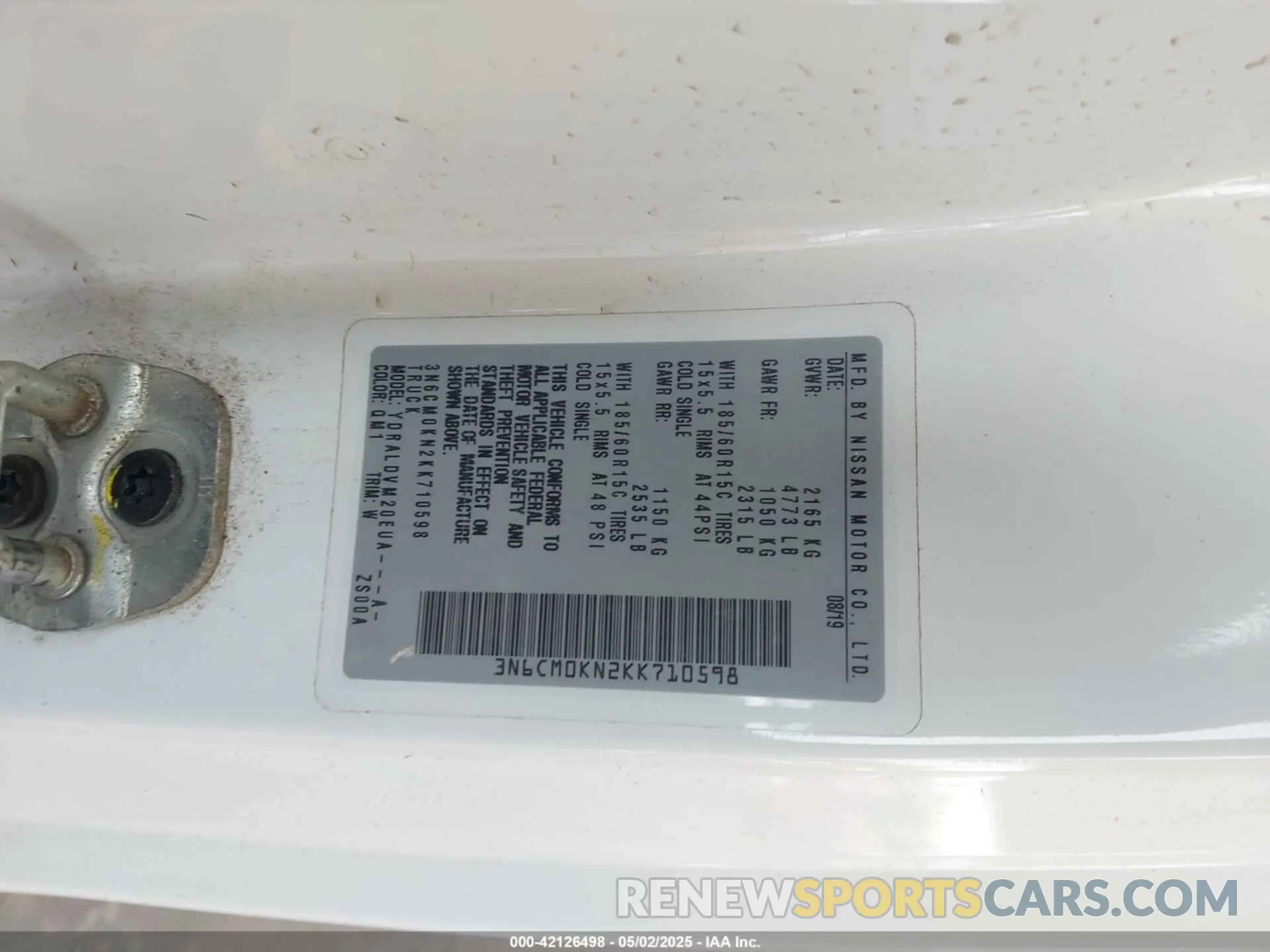 9 Photograph of a damaged car 3N6CM0KN2KK710598 NISSAN NV200 2019