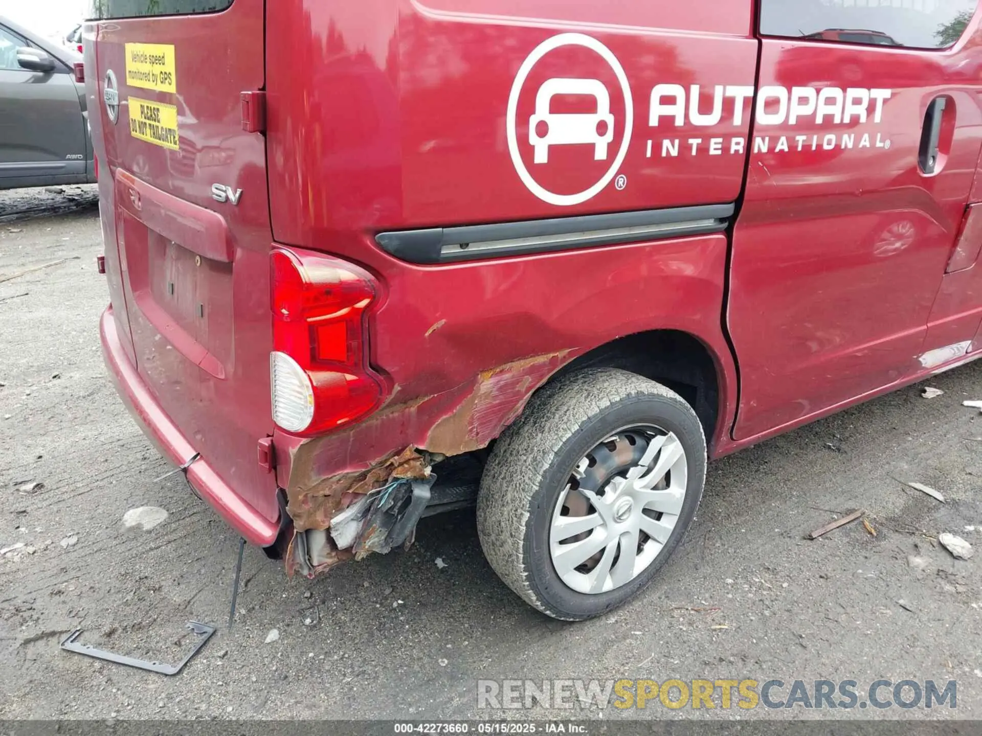 6 Photograph of a damaged car 3N6CM0KN3KK694587 NISSAN NV200 2019