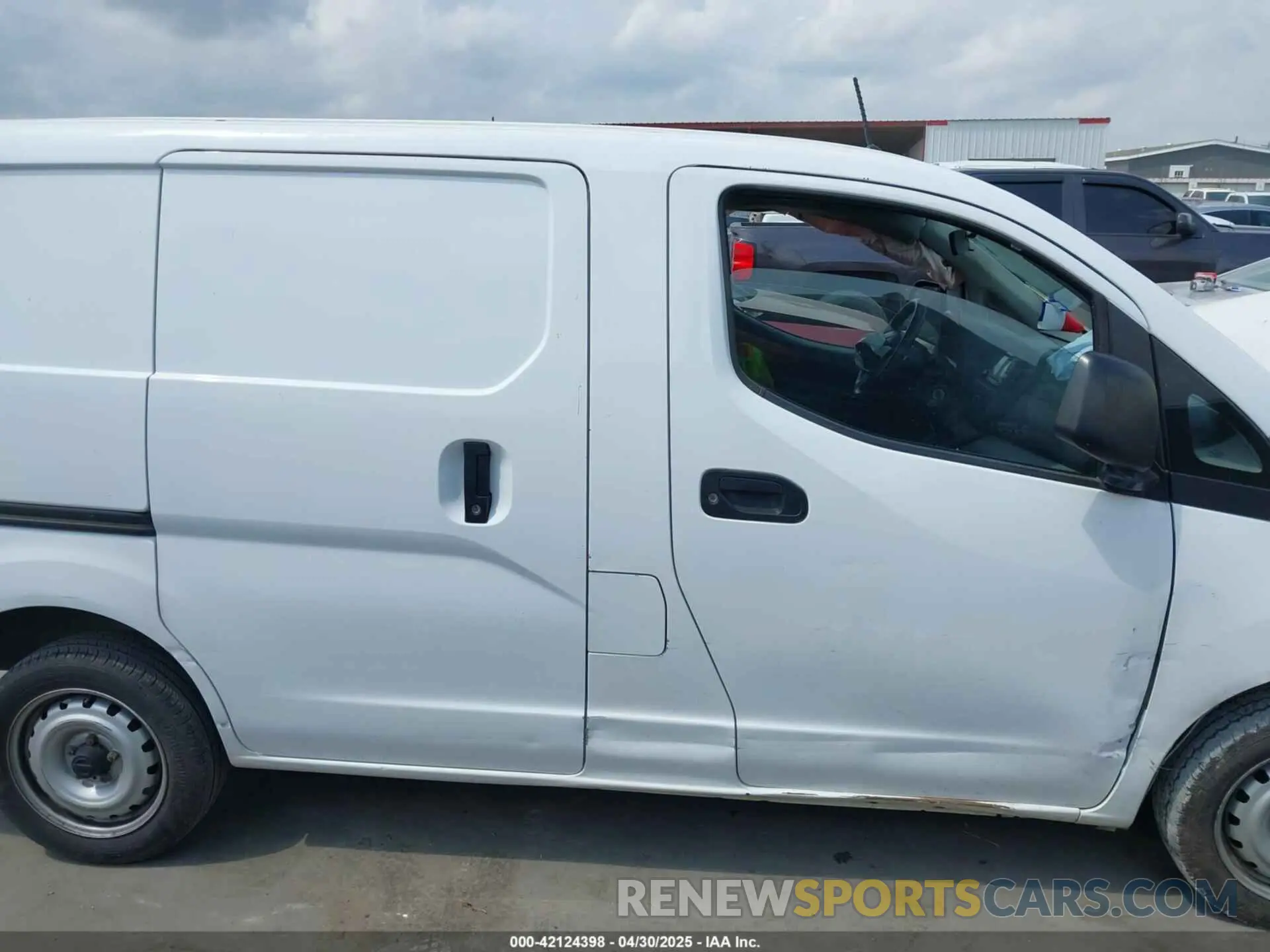 14 Photograph of a damaged car 3N6CM0KN3KK710805 NISSAN NV200 2019