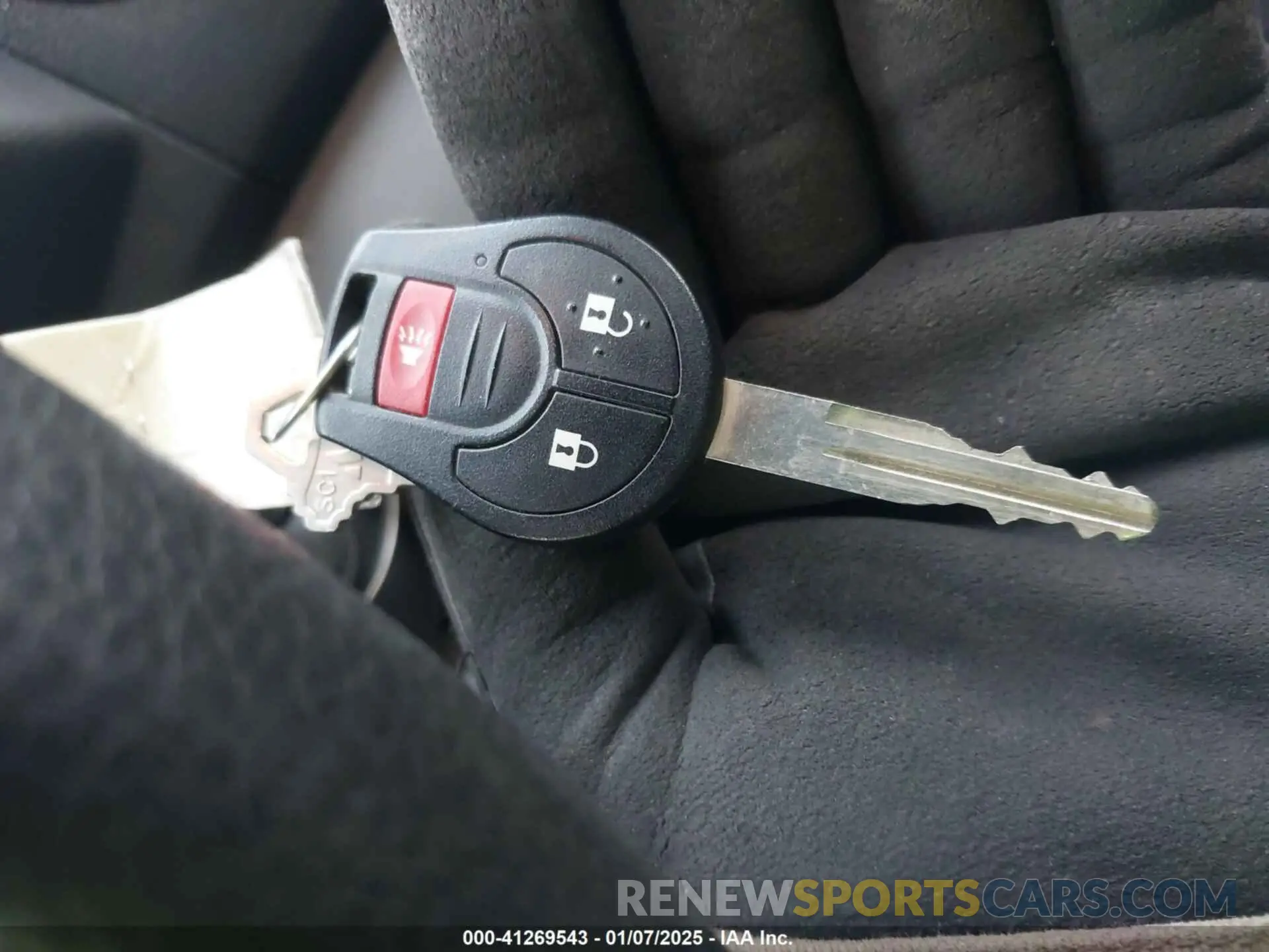 11 Photograph of a damaged car 3N6CM0KN4KK708965 NISSAN NV200 2019