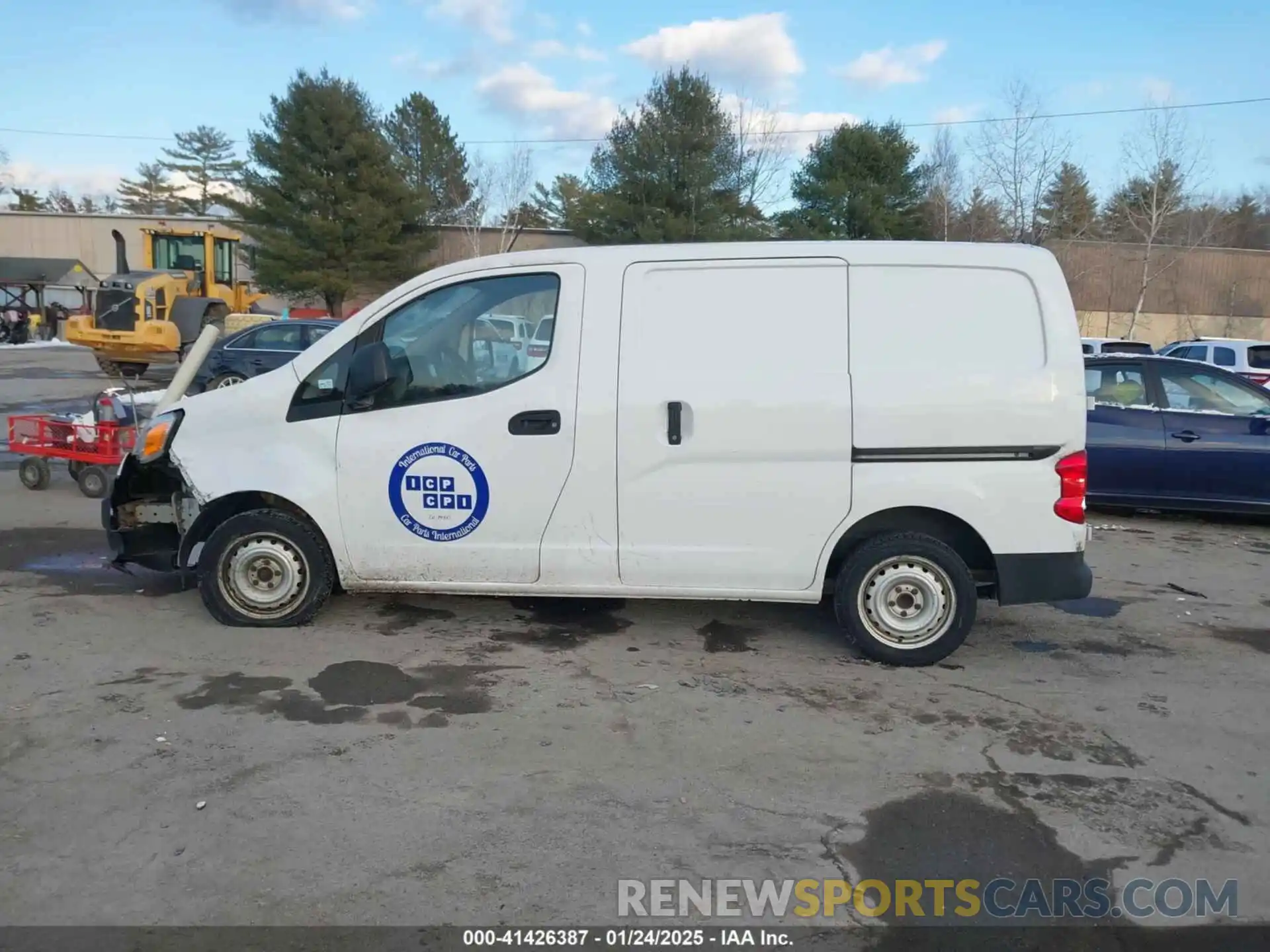 14 Photograph of a damaged car 3N6CM0KN5KK693375 NISSAN NV200 2019