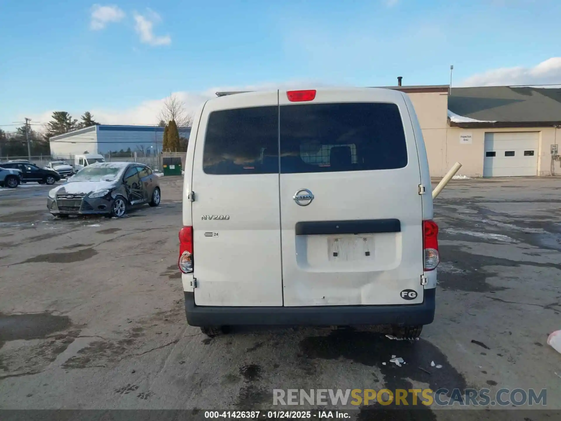 16 Photograph of a damaged car 3N6CM0KN5KK693375 NISSAN NV200 2019