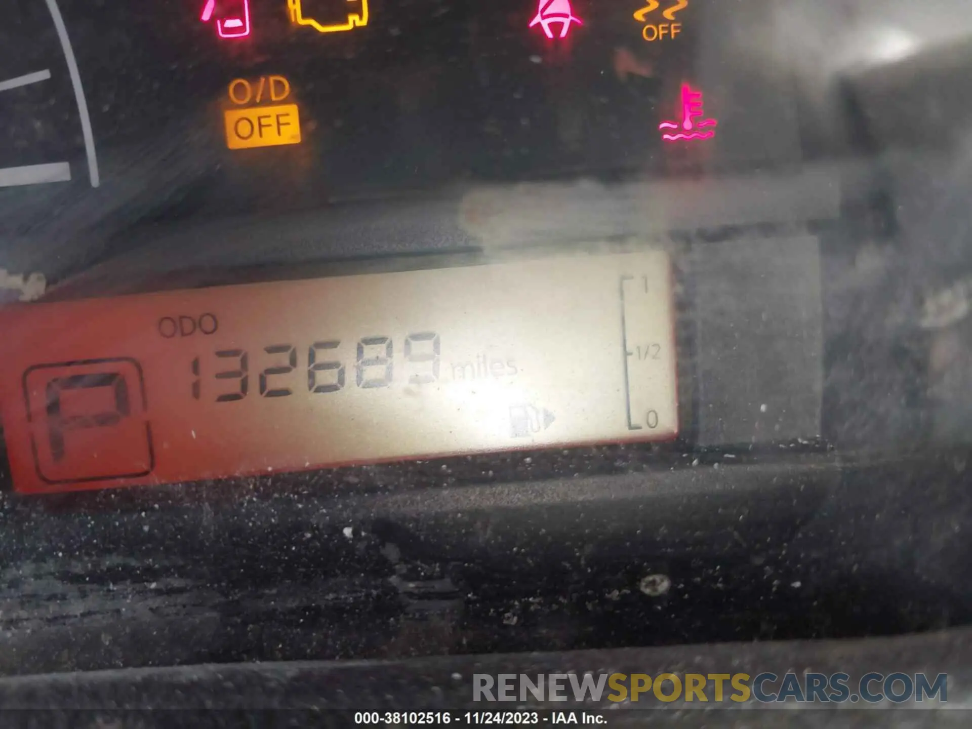 16 Photograph of a damaged car 3N6CM0KN5KK697961 NISSAN NV200 2019