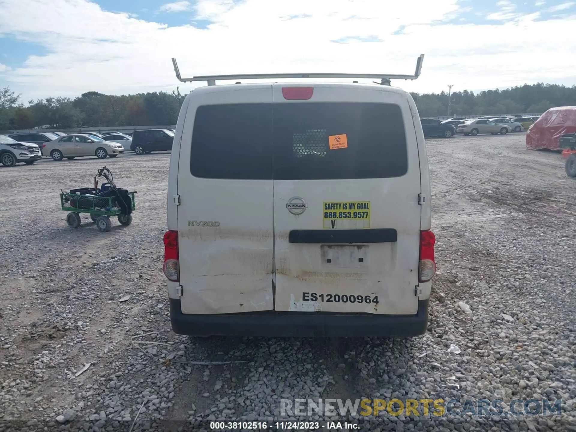 17 Photograph of a damaged car 3N6CM0KN5KK697961 NISSAN NV200 2019