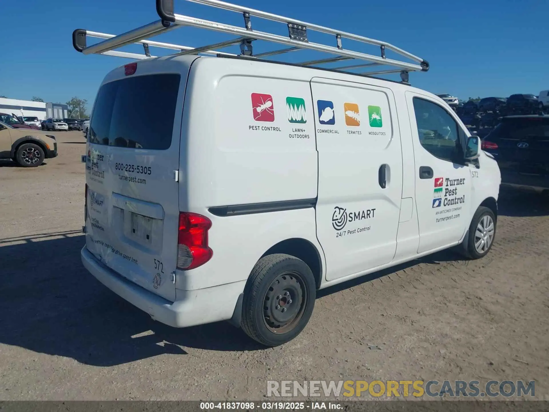 4 Photograph of a damaged car 3N6CM0KN5KK708621 NISSAN NV200 2019