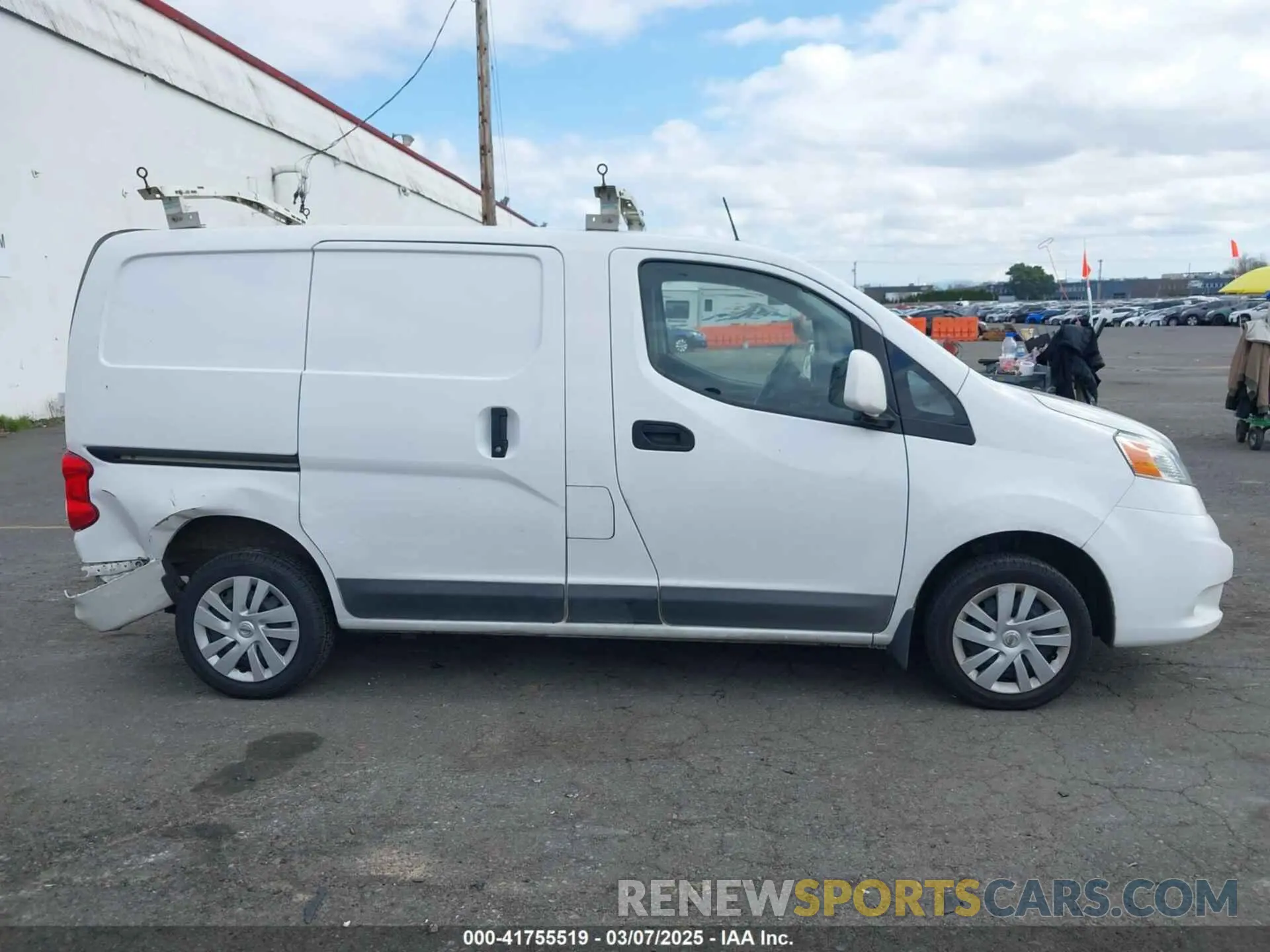 13 Photograph of a damaged car 3N6CM0KN6KK691375 NISSAN NV200 2019