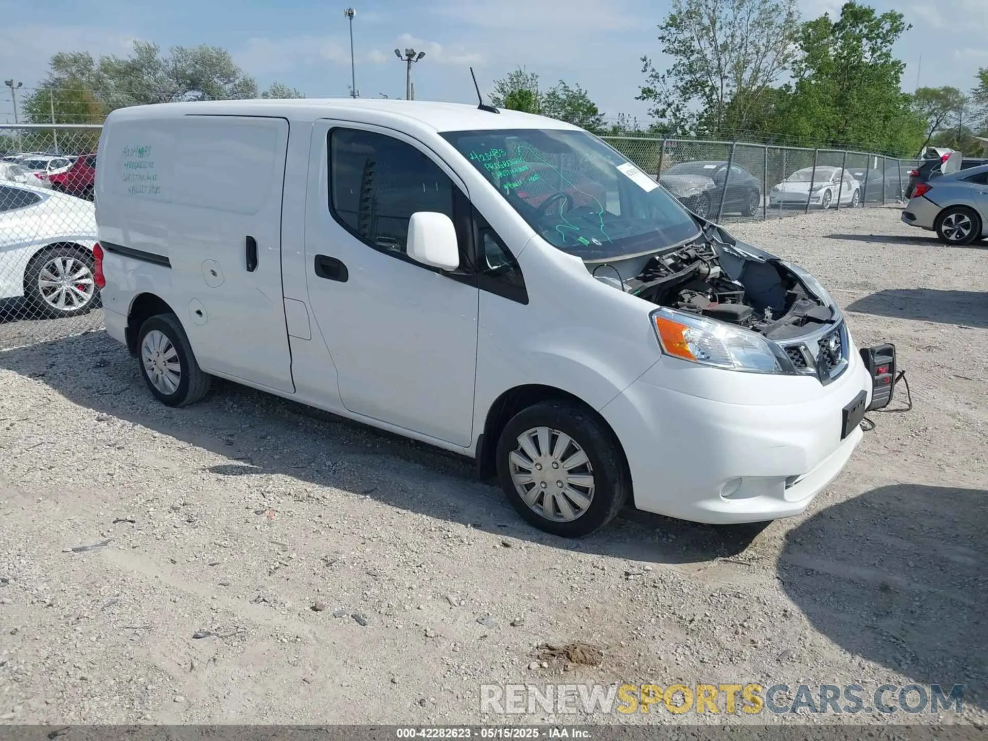1 Photograph of a damaged car 3N6CM0KN6KK692509 NISSAN NV200 2019
