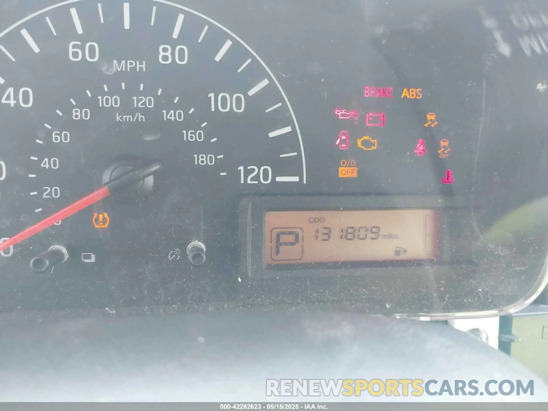 16 Photograph of a damaged car 3N6CM0KN6KK692509 NISSAN NV200 2019