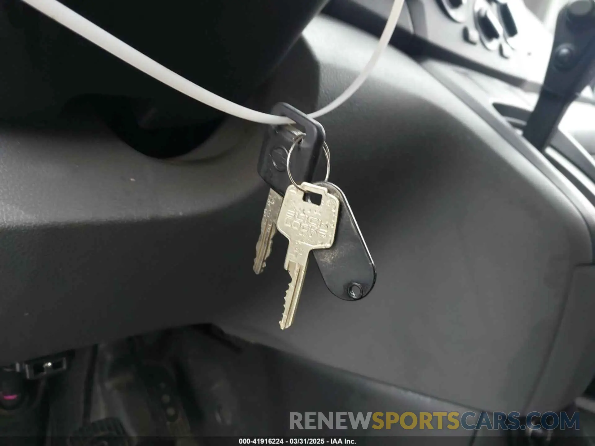 11 Photograph of a damaged car 3N6CM0KN6KK694549 NISSAN NV200 2019