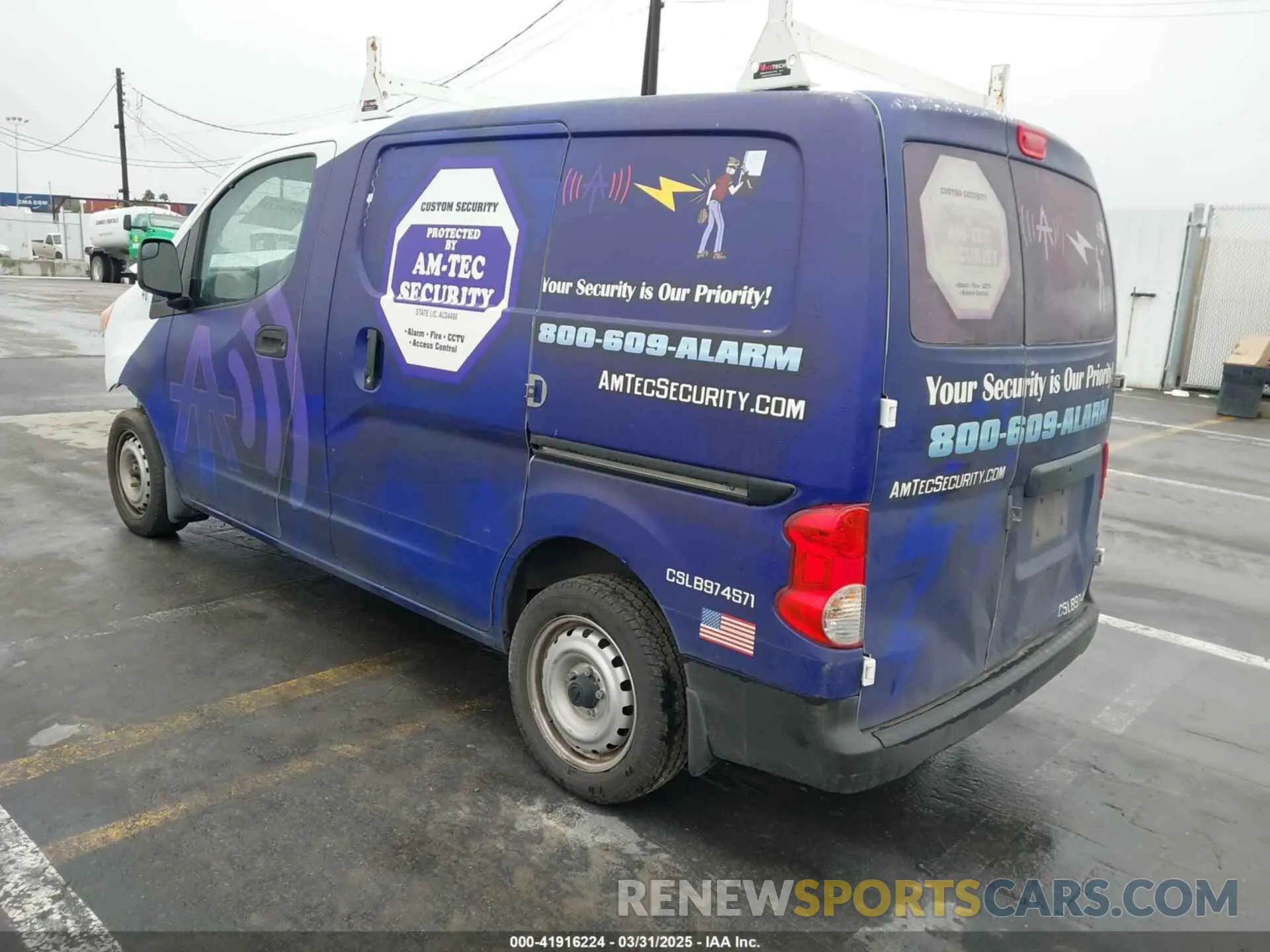 3 Photograph of a damaged car 3N6CM0KN6KK694549 NISSAN NV200 2019
