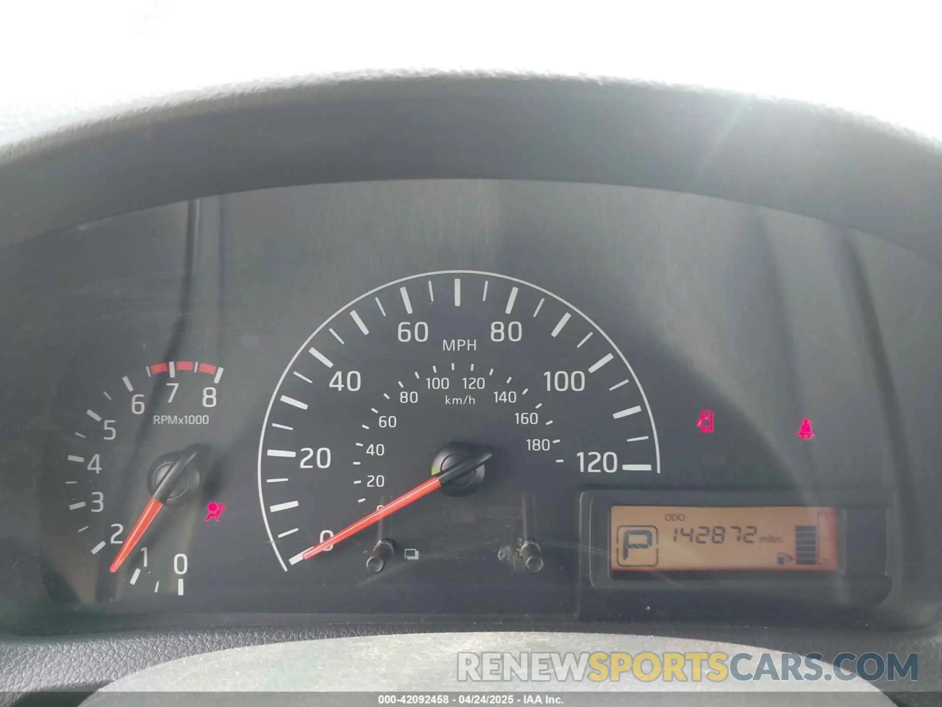 7 Photograph of a damaged car 3N6CM0KN7KK690431 NISSAN NV200 2019
