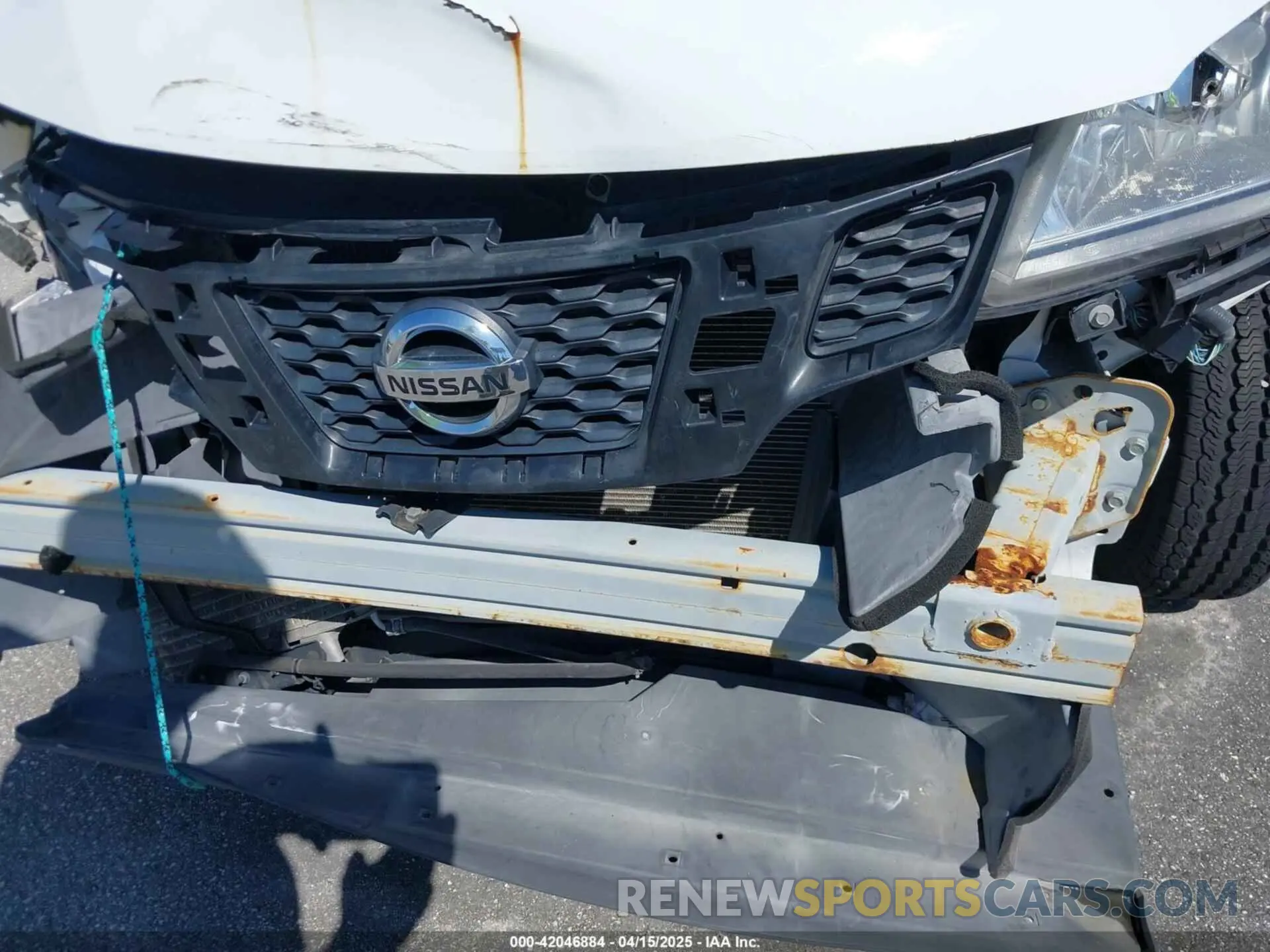19 Photograph of a damaged car 3N6CM0KN8KK696559 NISSAN NV200 2019