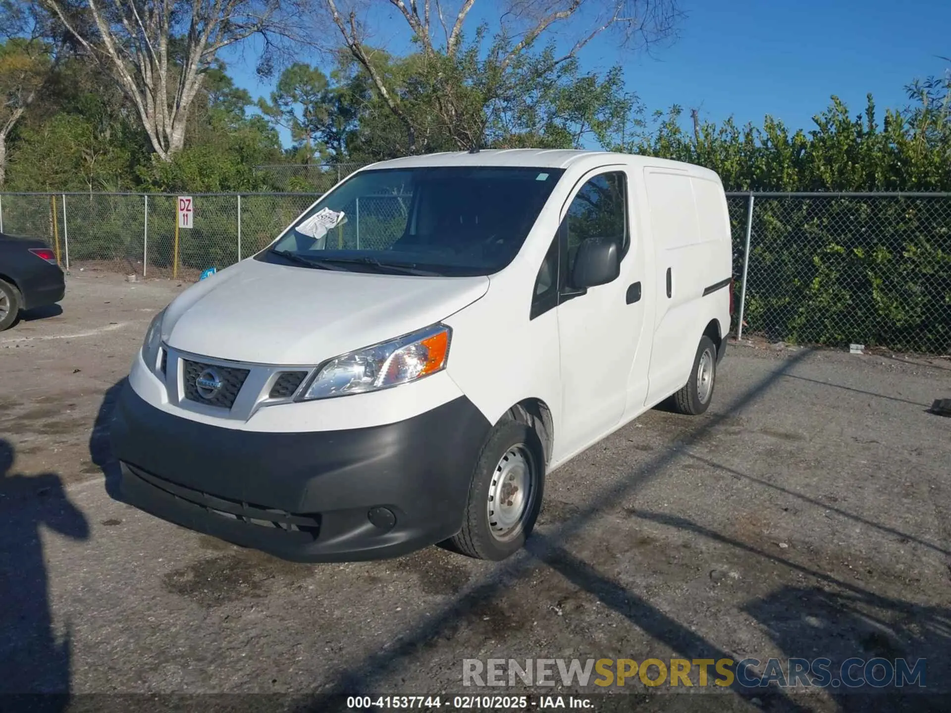 12 Photograph of a damaged car 3N6CM0KN9KK693153 NISSAN NV200 2019