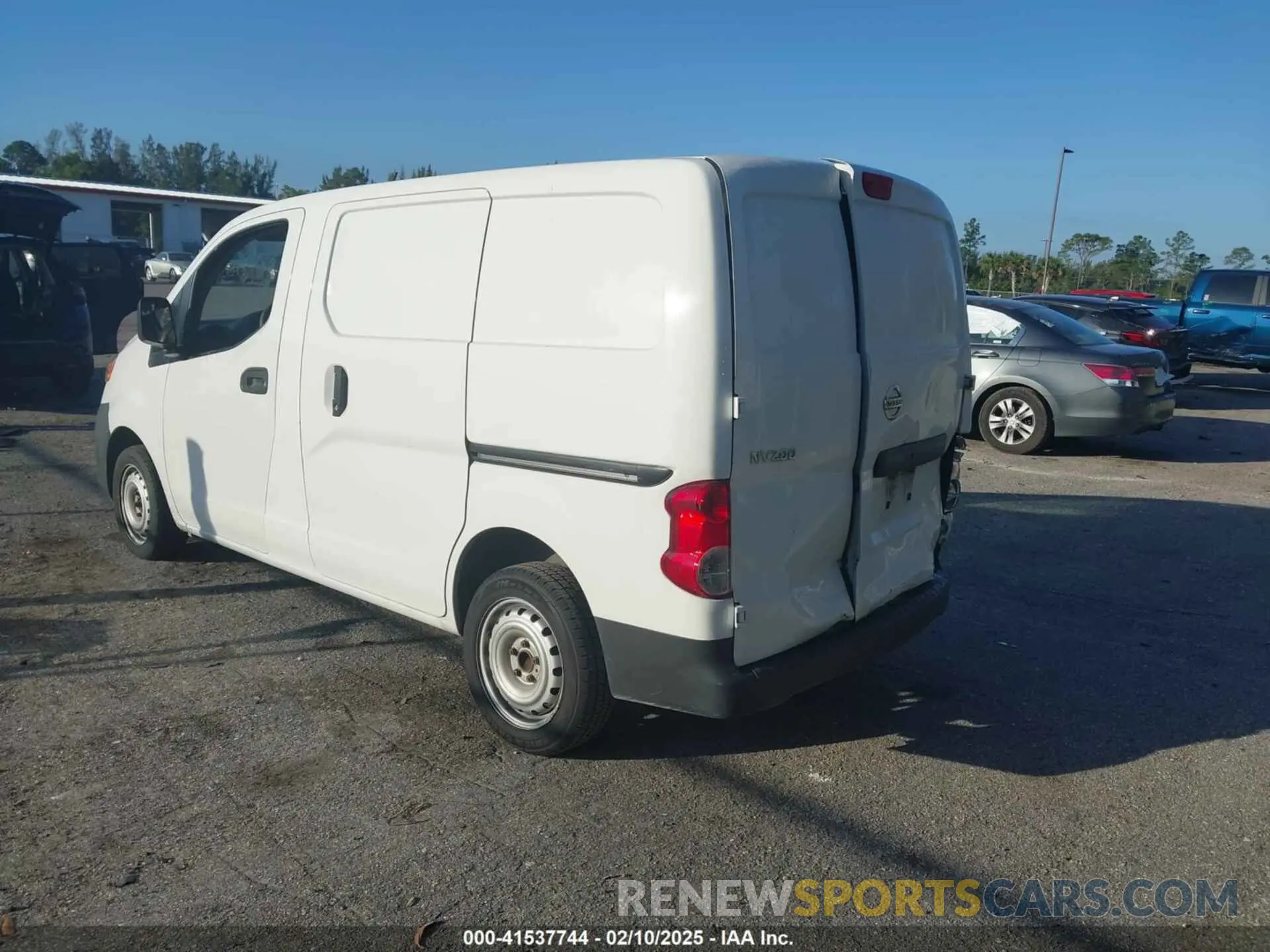 3 Photograph of a damaged car 3N6CM0KN9KK693153 NISSAN NV200 2019