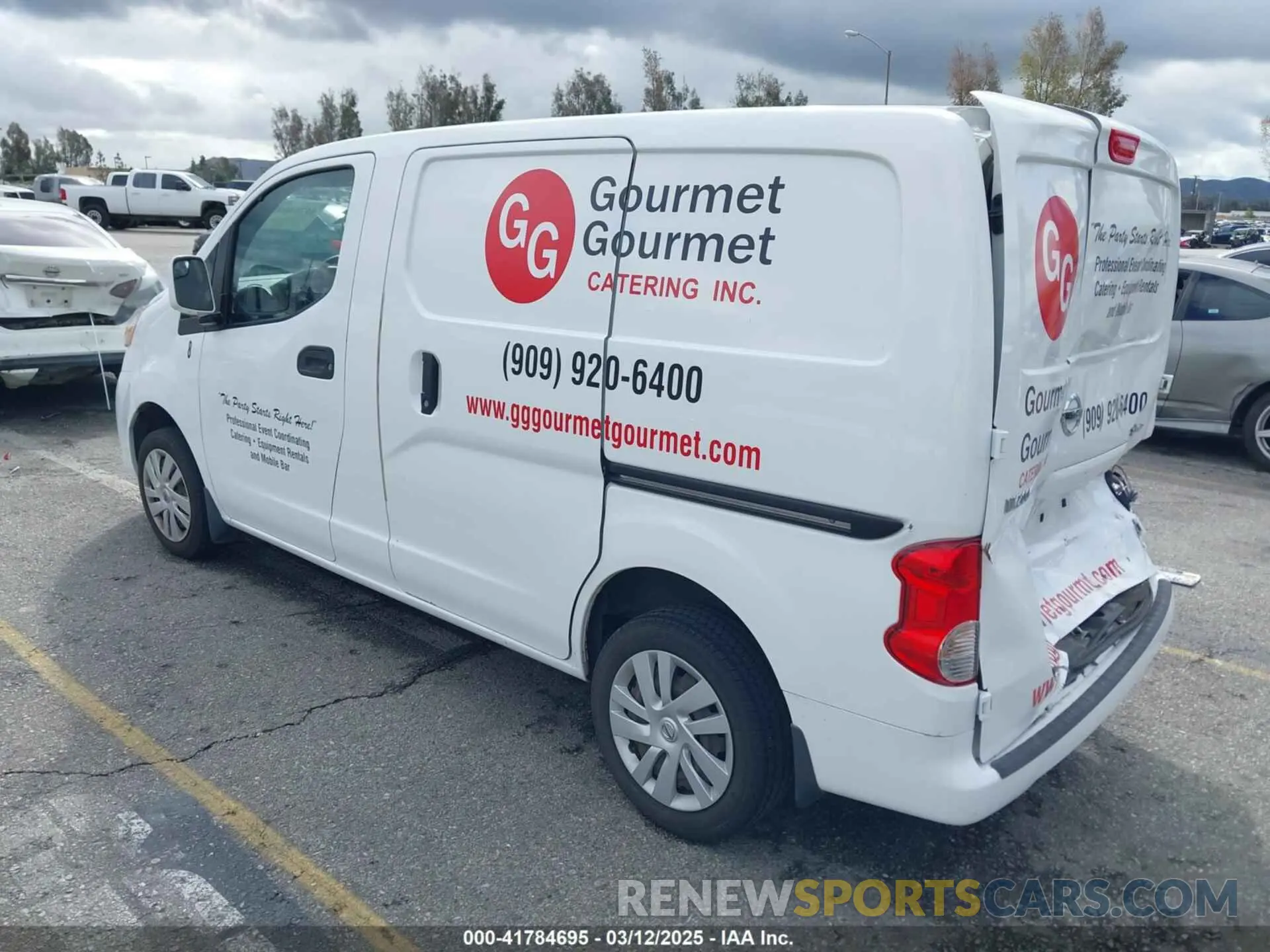 3 Photograph of a damaged car 3N6CM0KN9KK694173 NISSAN NV200 2019