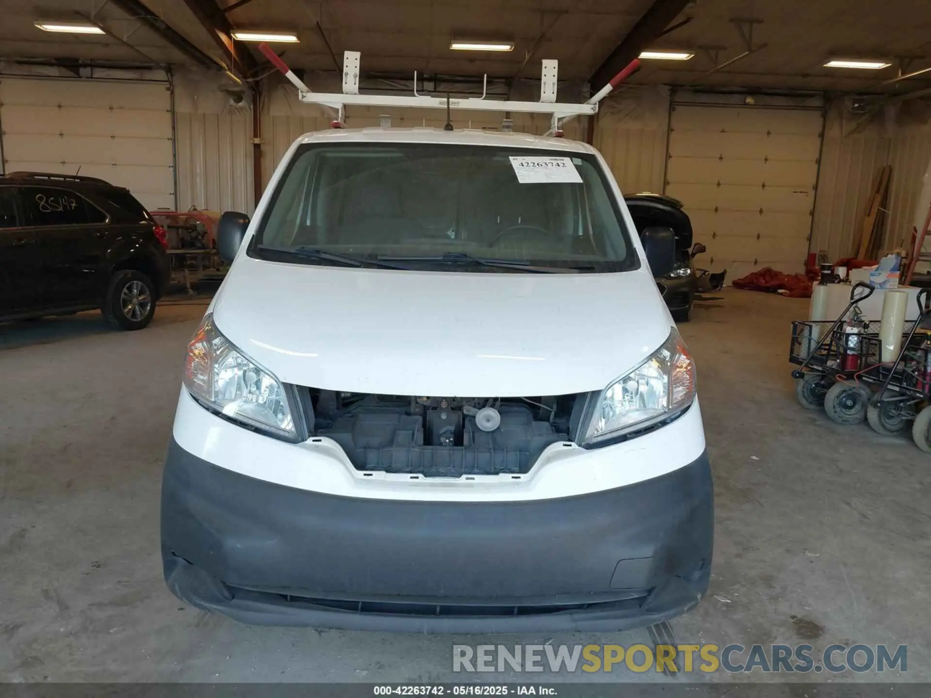 13 Photograph of a damaged car 3N6CM0KN9KK699096 NISSAN NV200 2019