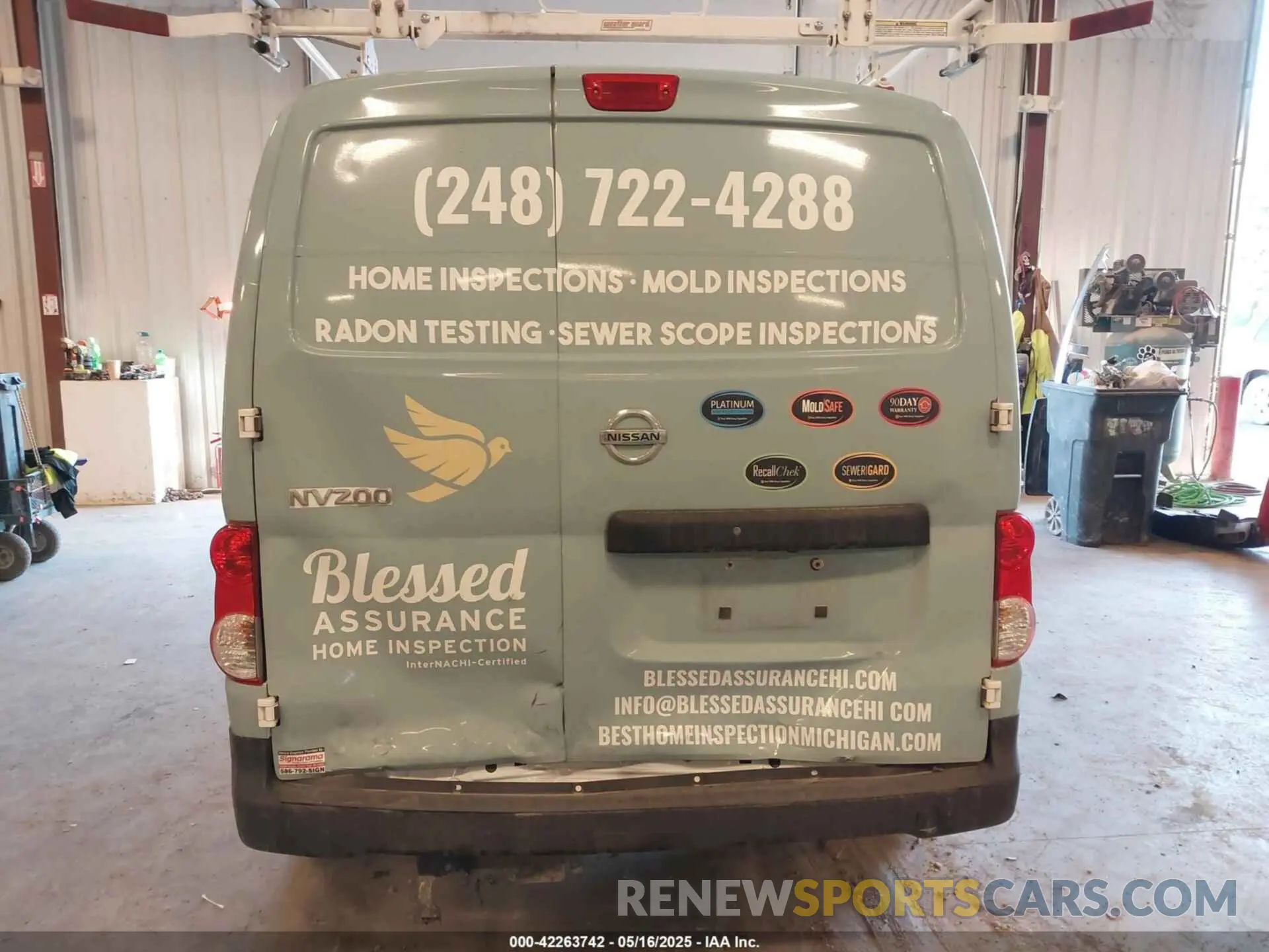 20 Photograph of a damaged car 3N6CM0KN9KK699096 NISSAN NV200 2019