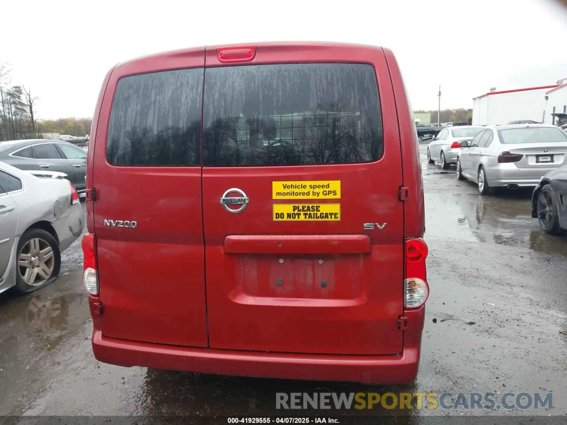 16 Photograph of a damaged car 3N6CM0KN9KK702885 NISSAN NV200 2019