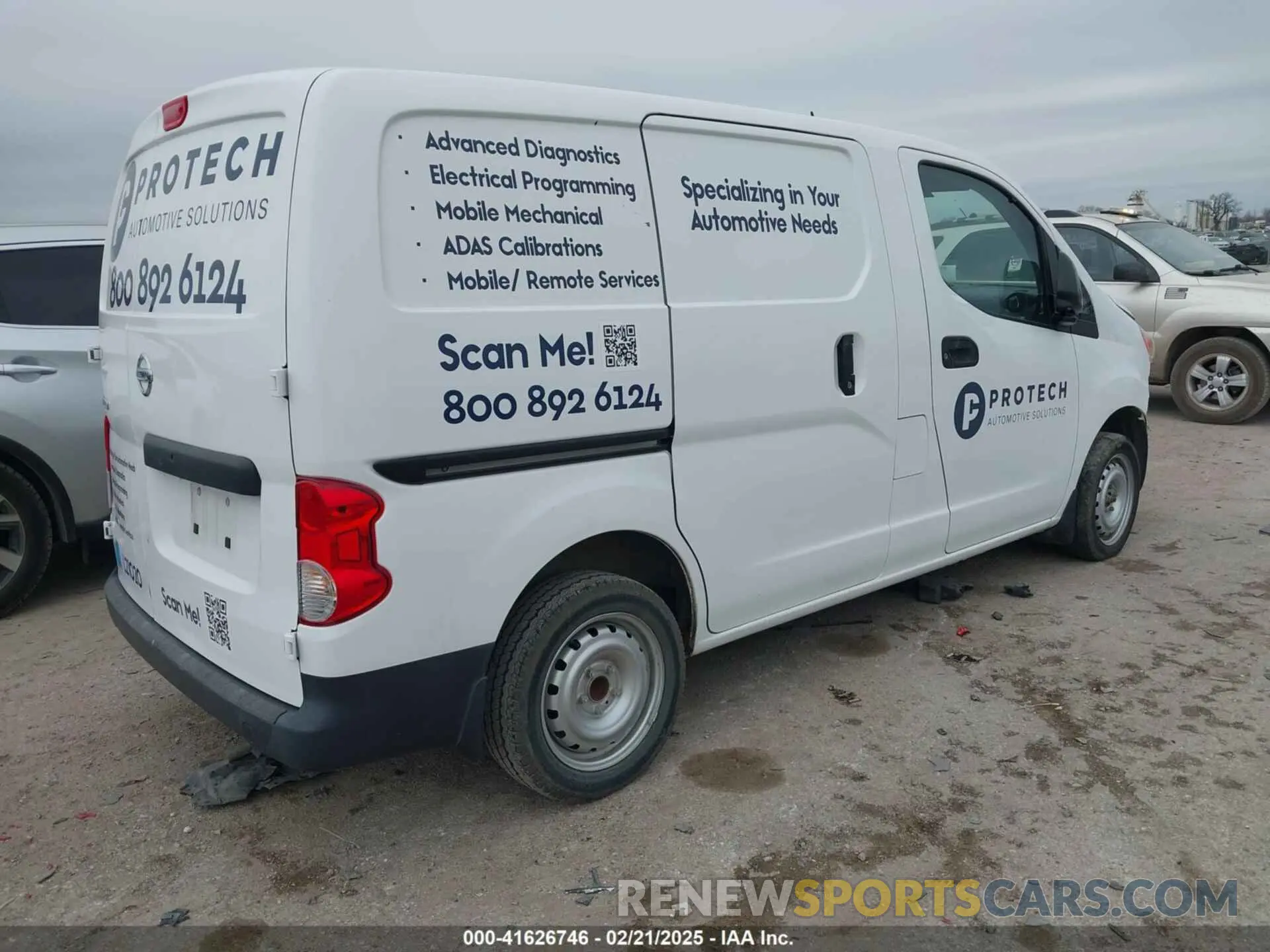 4 Photograph of a damaged car 3N6CM0KN9KK703180 NISSAN NV200 2019
