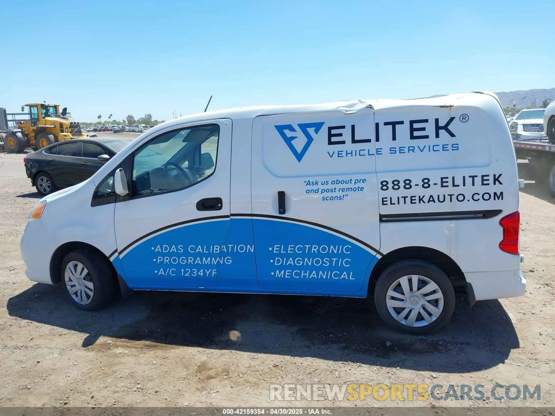 14 Photograph of a damaged car 3N6CM0KN9KK710081 NISSAN NV200 2019