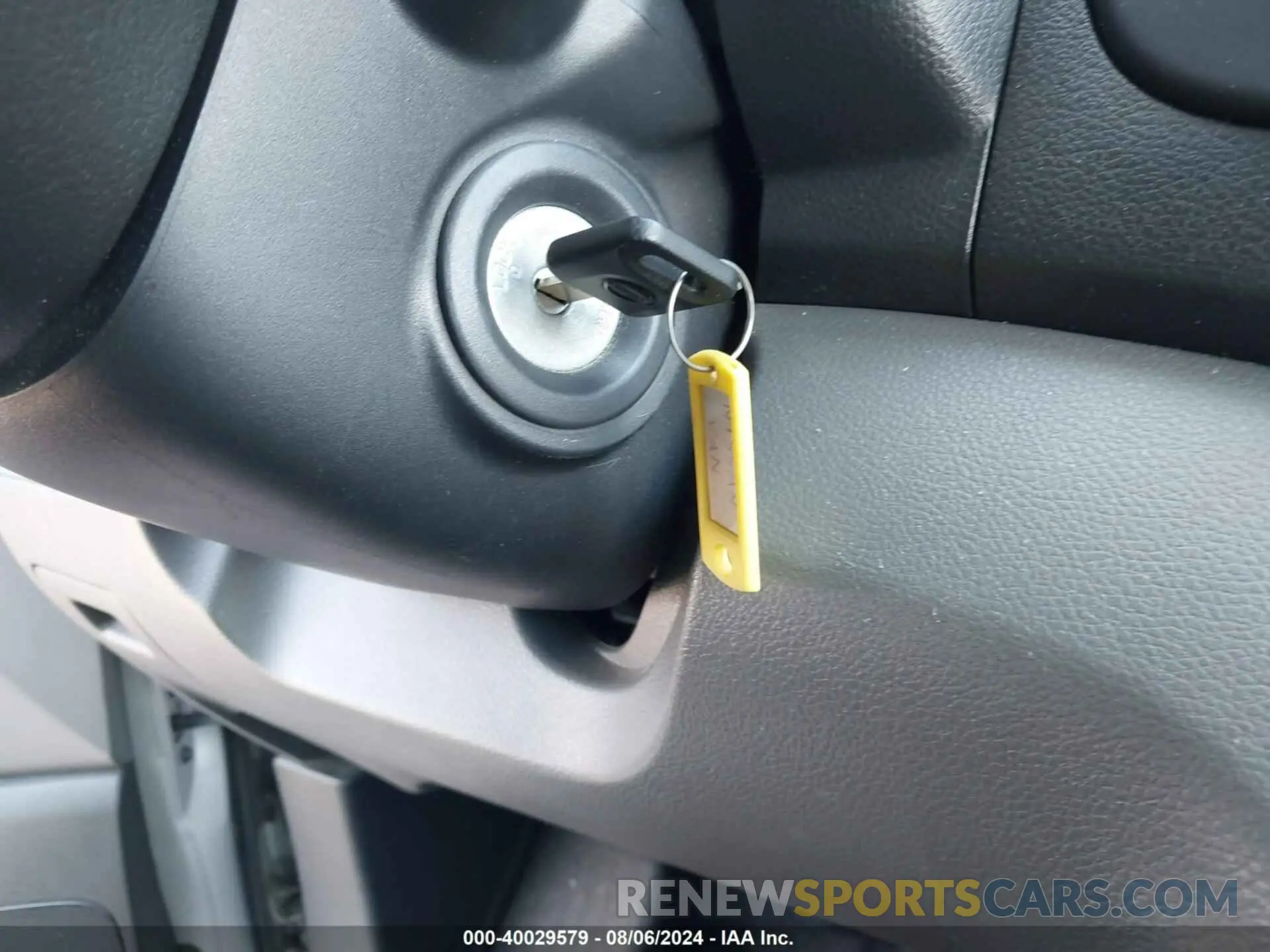 11 Photograph of a damaged car 3N6CM0KNXKK699172 NISSAN NV200 2019