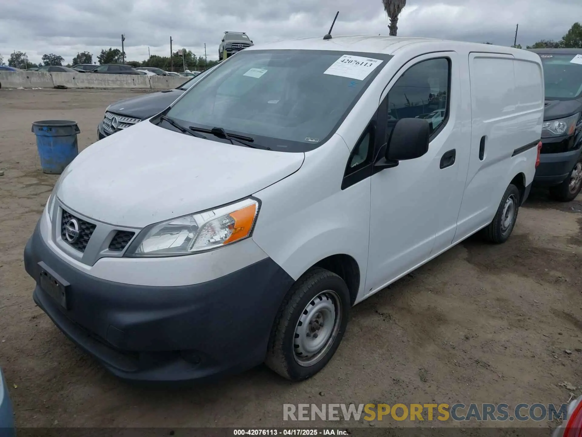 2 Photograph of a damaged car 3N6CM0KNXKK703267 NISSAN NV200 2019