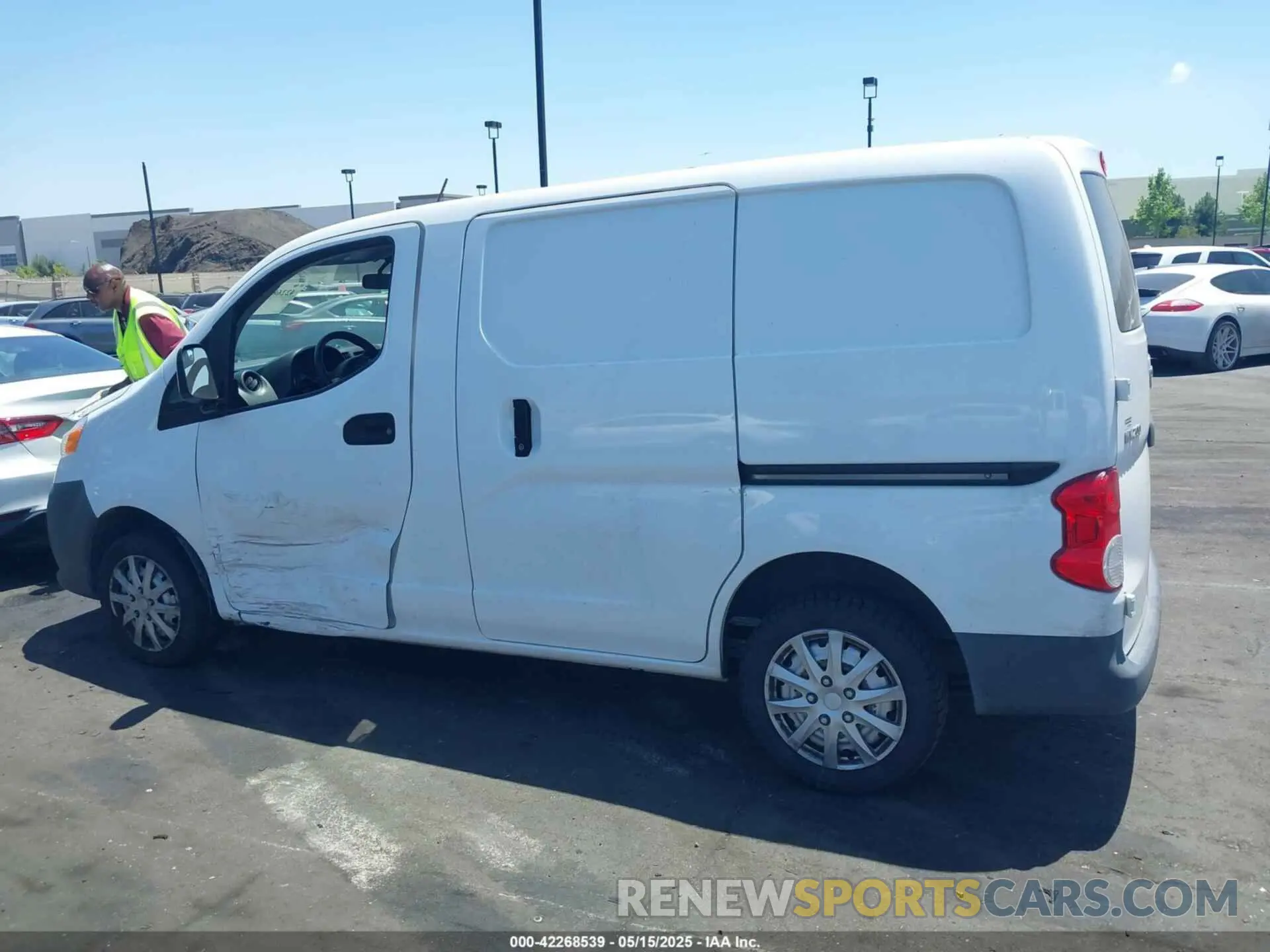 14 Photograph of a damaged car 3N6CM0KNXKK705276 NISSAN NV200 2019