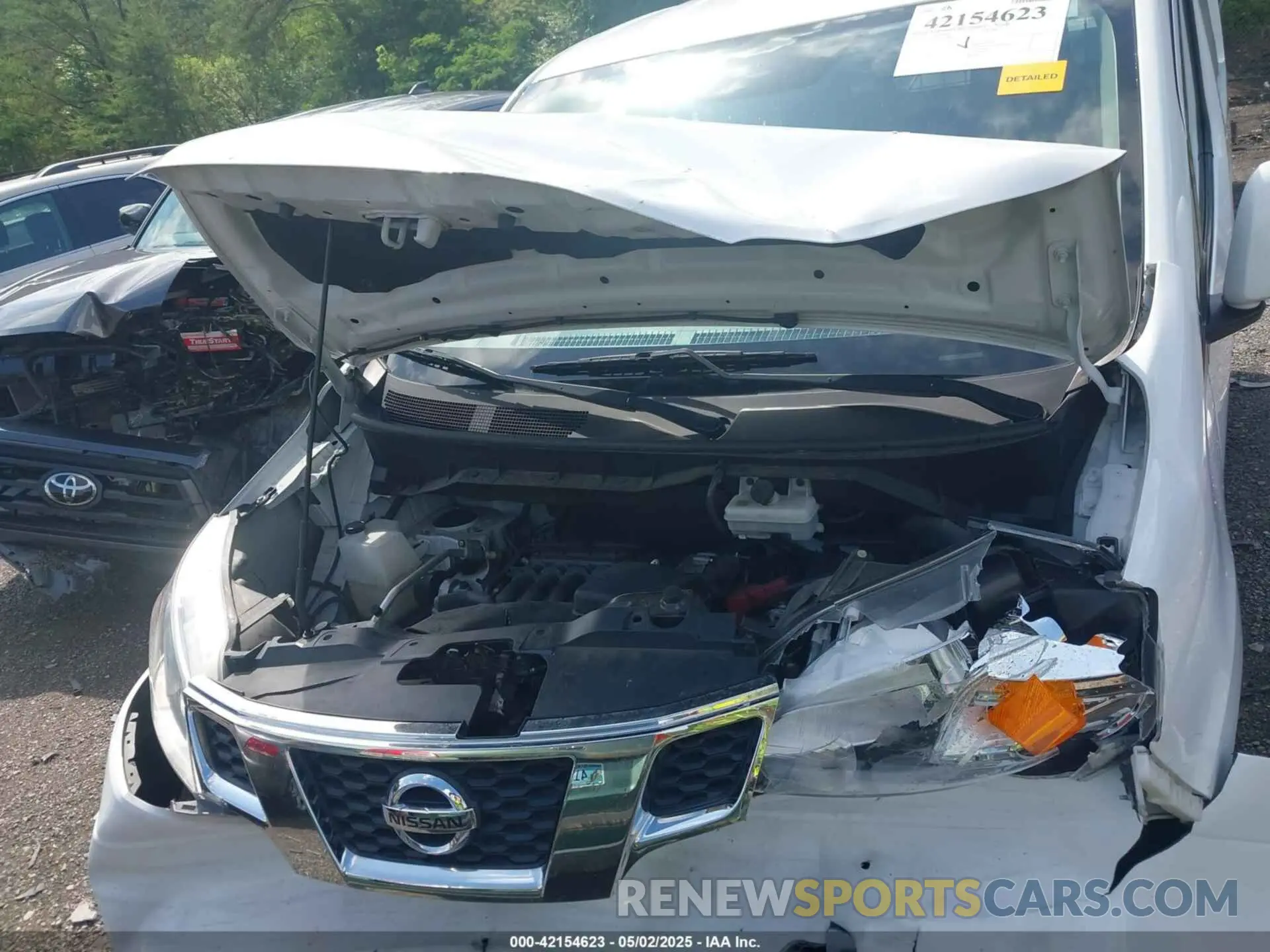 10 Photograph of a damaged car 3N6CM0KNXKK708887 NISSAN NV200 2019