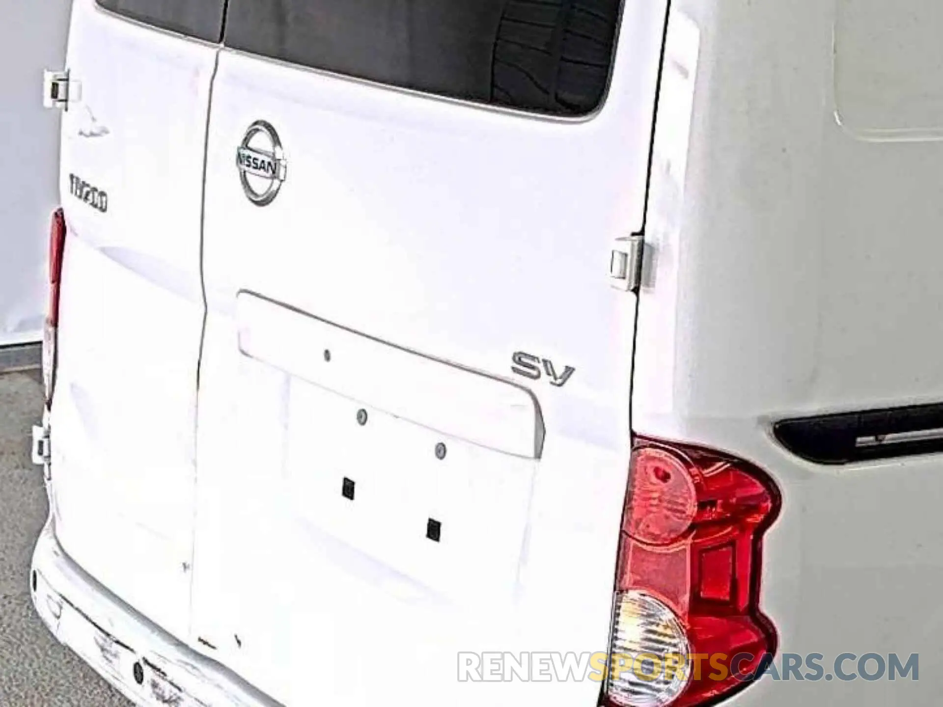 22 Photograph of a damaged car 3N6CM0KN0LK704462 NISSAN NV200 2020