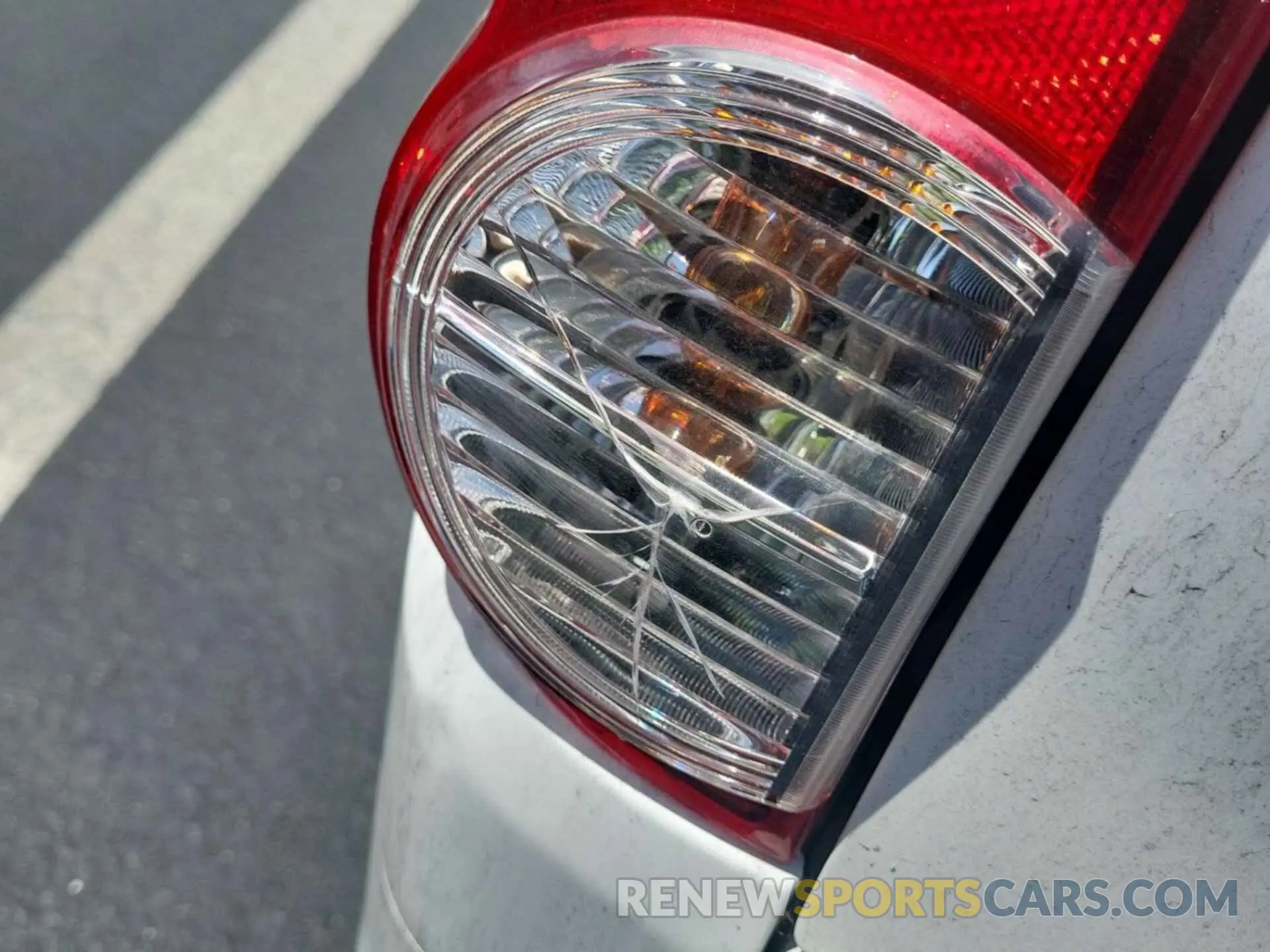 20 Photograph of a damaged car 3N6CM0KN1LK702655 NISSAN NV200 2020
