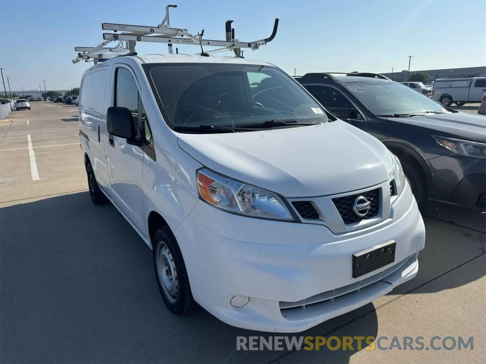 25 Photograph of a damaged car 3N6CM0KN3LK700292 NISSAN NV200 2020