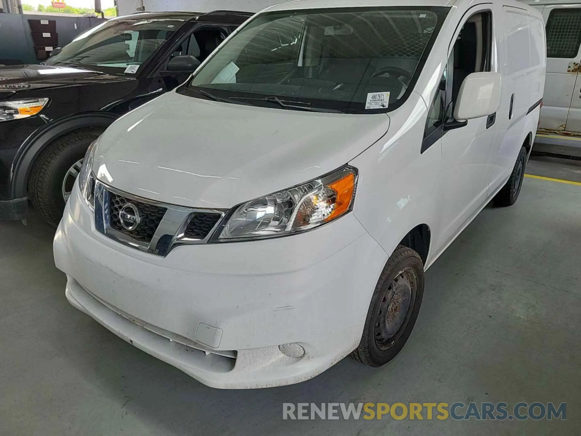 10 Photograph of a damaged car 3N6CM0KN3LK703855 NISSAN NV200 2020