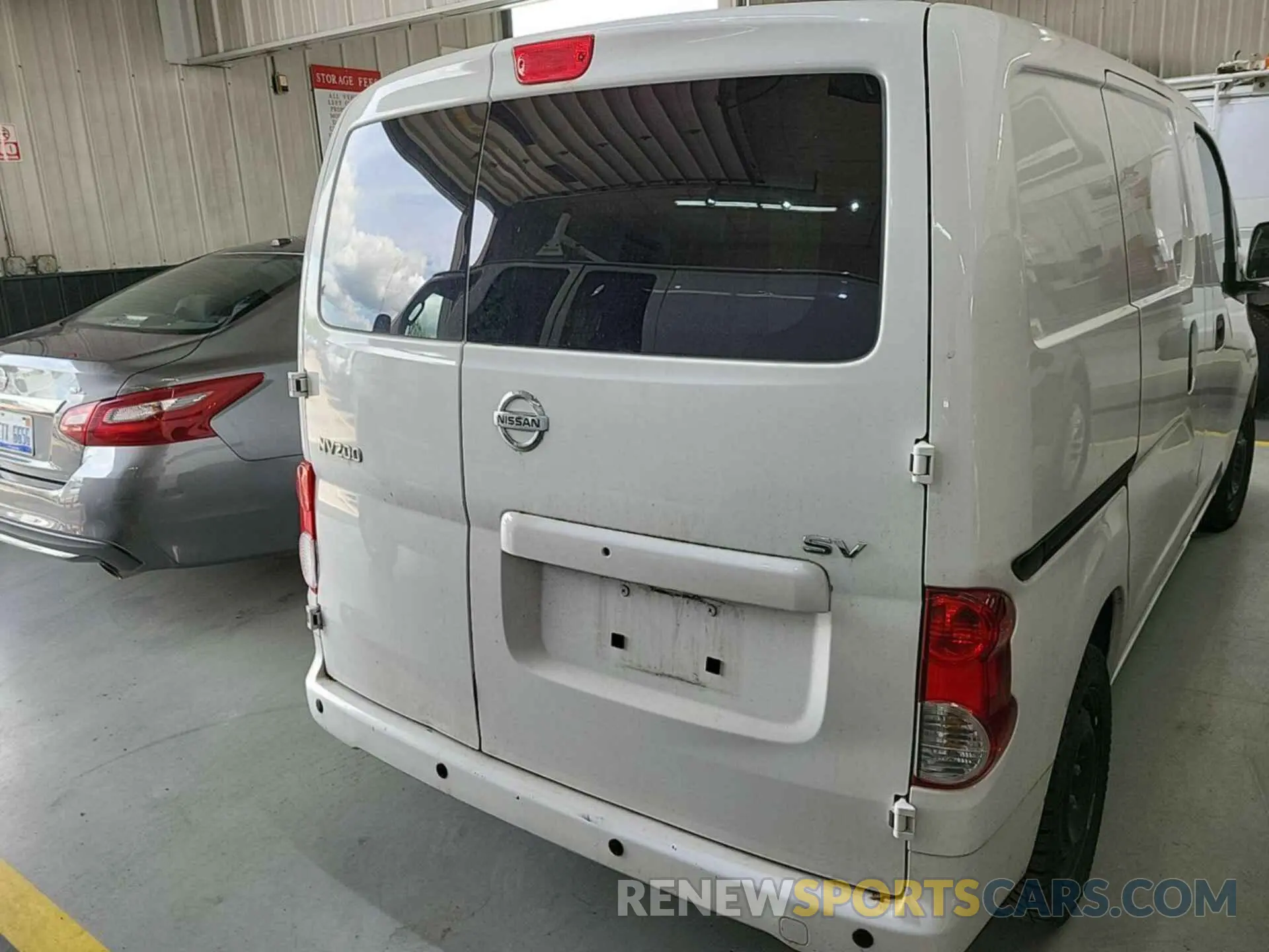 14 Photograph of a damaged car 3N6CM0KN3LK703855 NISSAN NV200 2020
