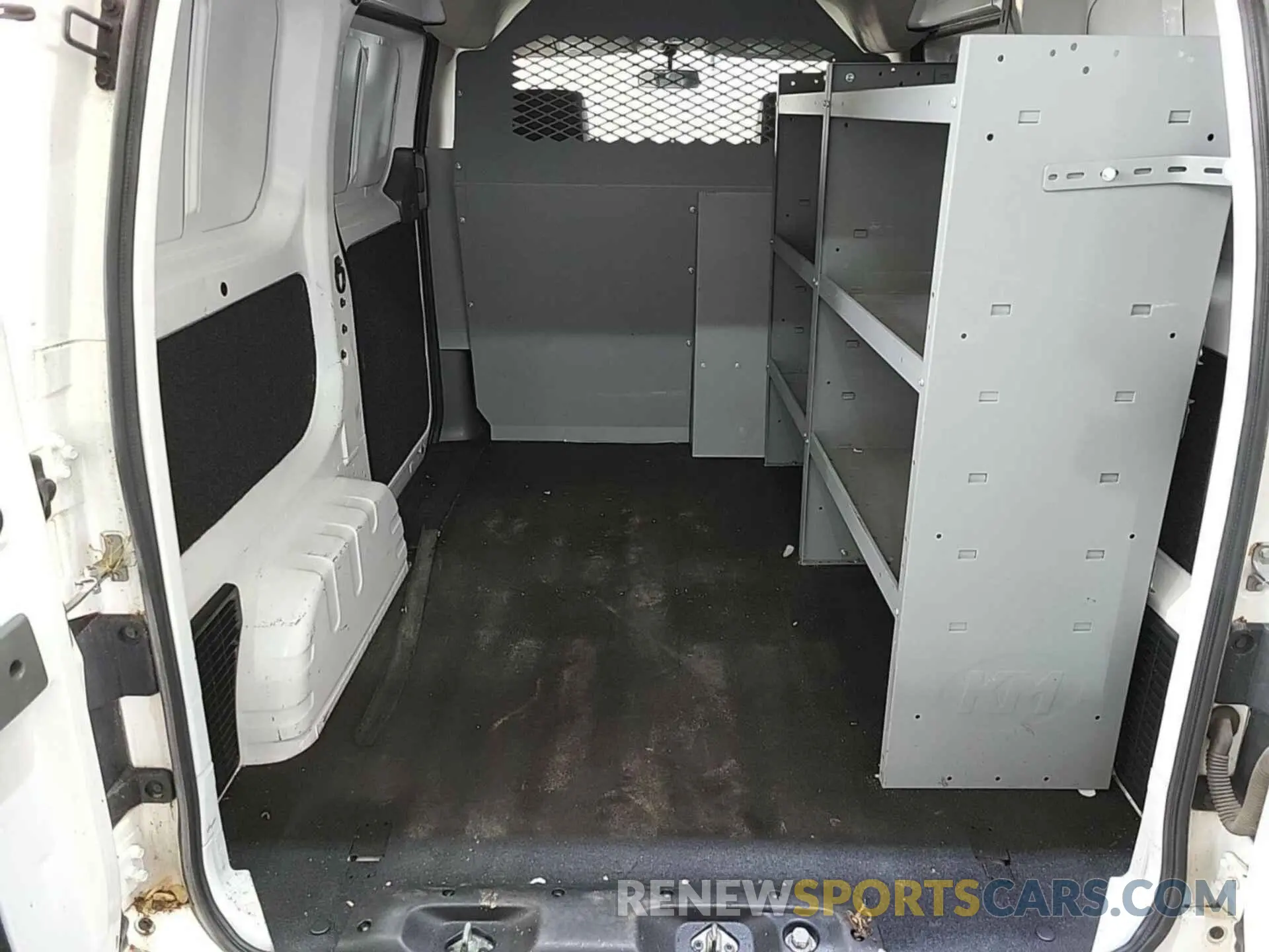 16 Photograph of a damaged car 3N6CM0KN3LK703855 NISSAN NV200 2020