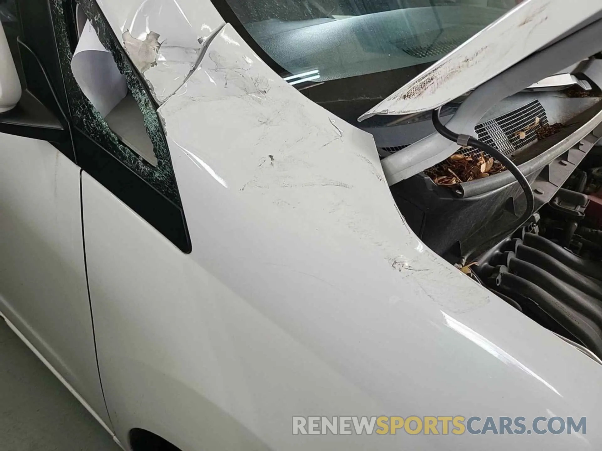 21 Photograph of a damaged car 3N6CM0KN3LK703855 NISSAN NV200 2020