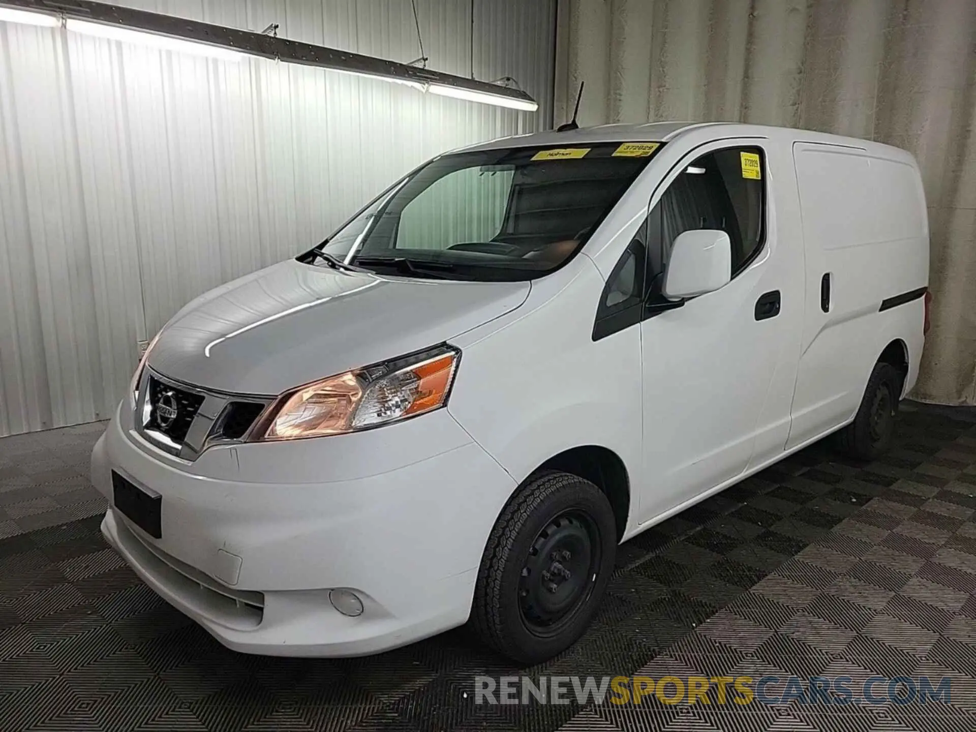 15 Photograph of a damaged car 3N6CM0KN9LK704752 NISSAN NV200 2020