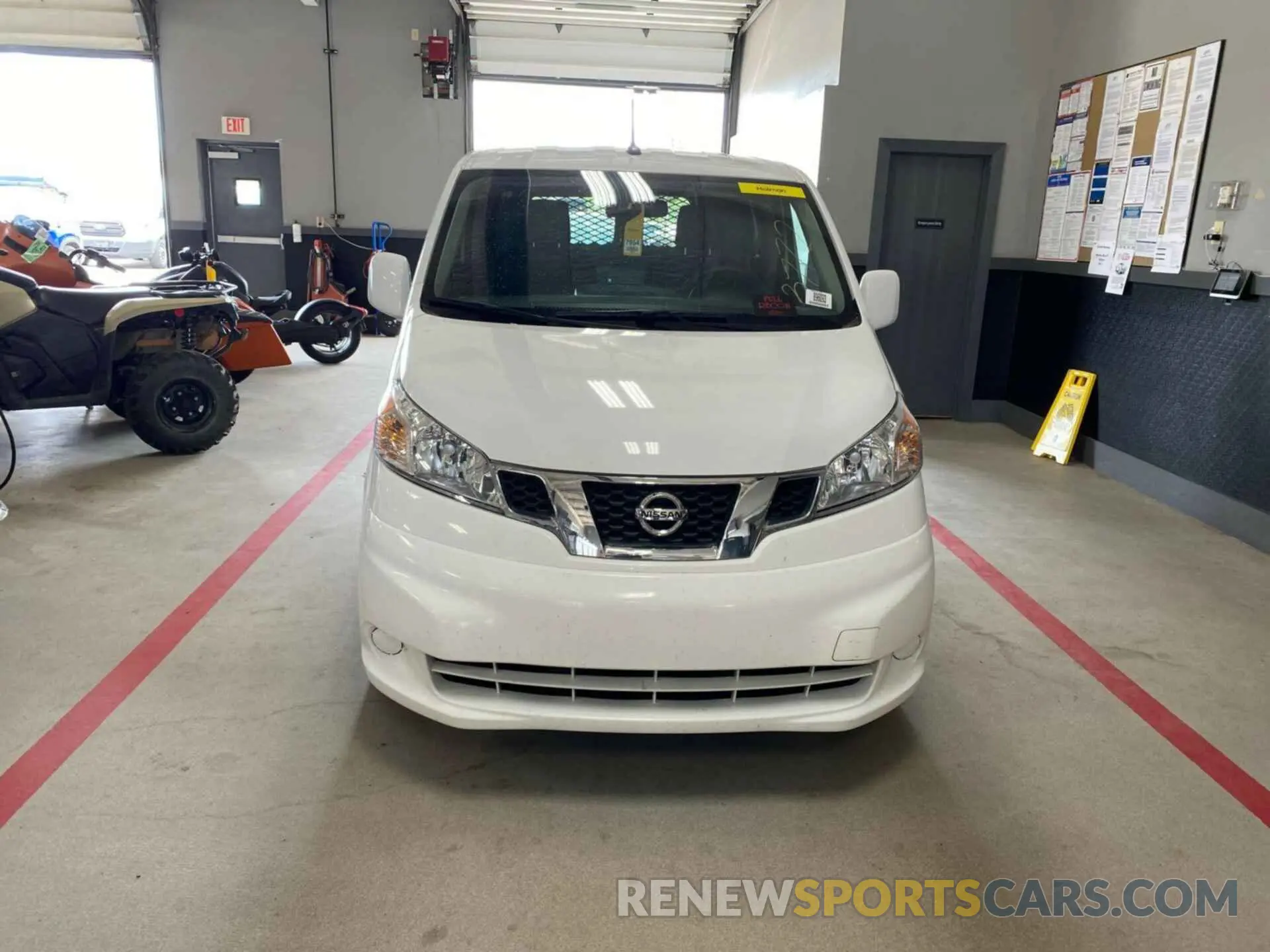 15 Photograph of a damaged car 3N6CM0KNXLK703772 NISSAN NV200 2020