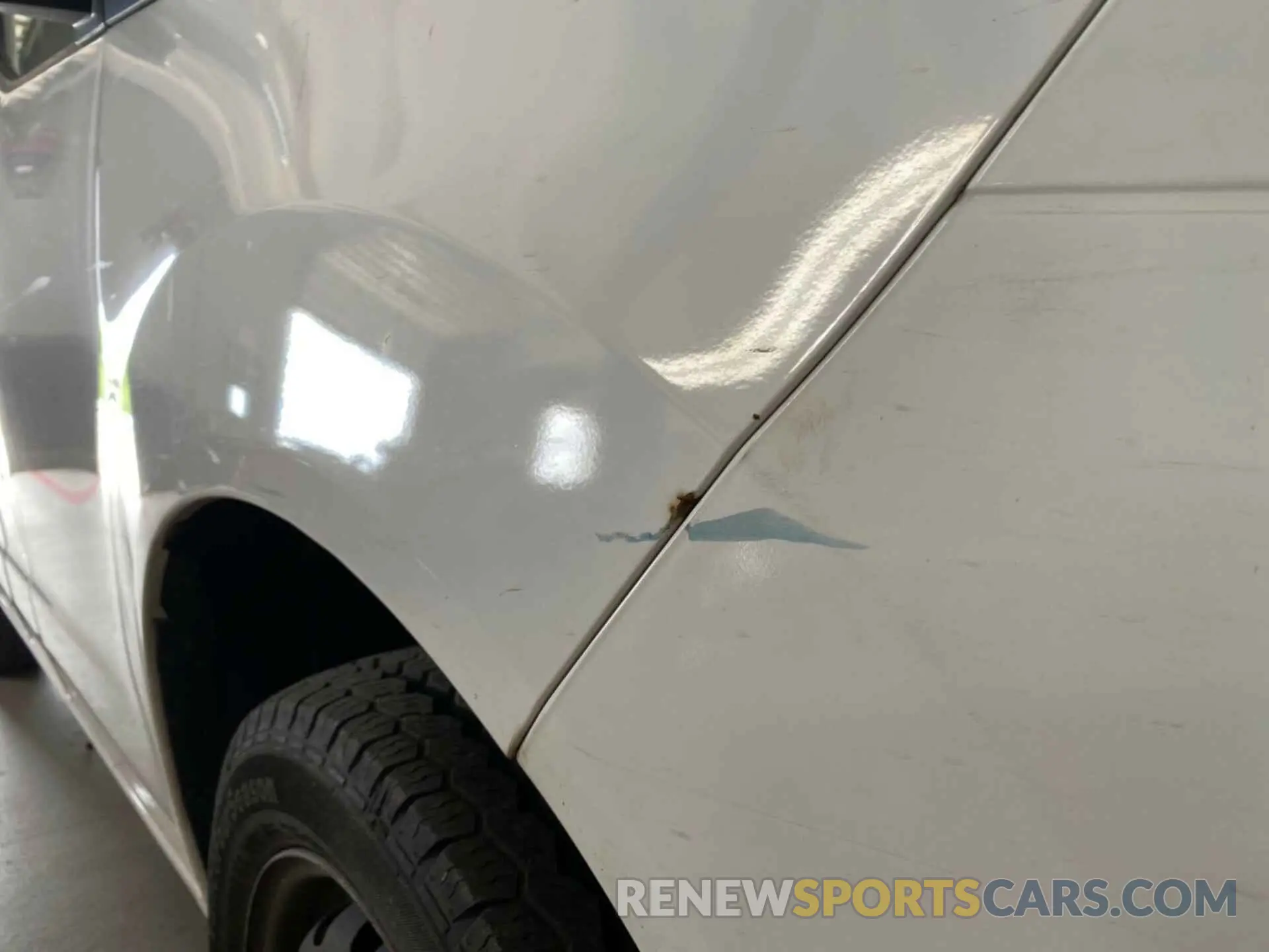 6 Photograph of a damaged car 3N6CM0KNXLK703772 NISSAN NV200 2020