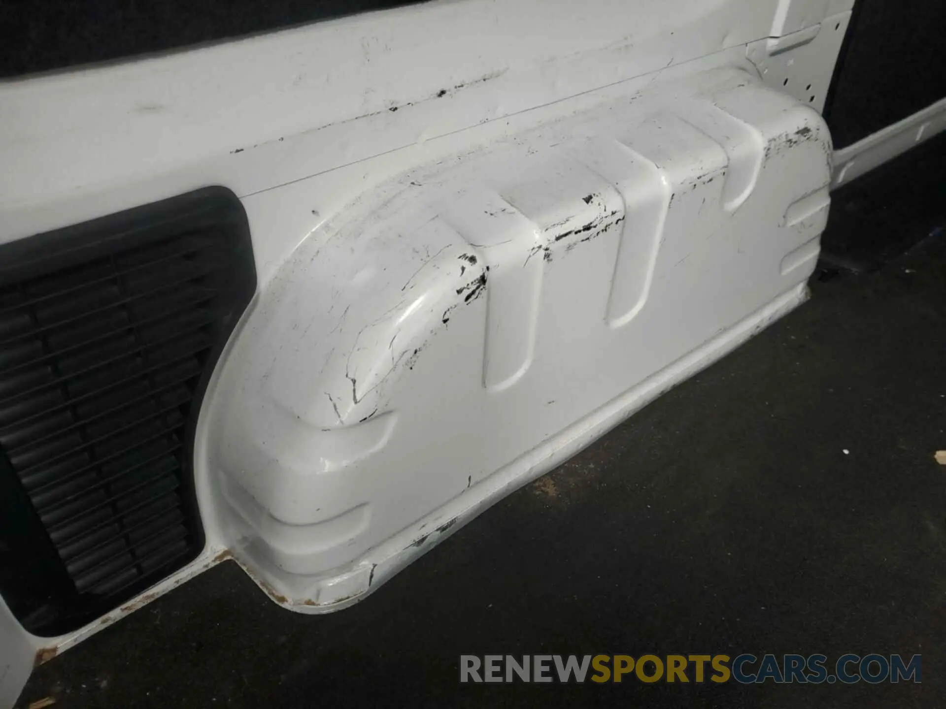 23 Photograph of a damaged car 3N6CM0KN6MK703284 NISSAN NV200 2021