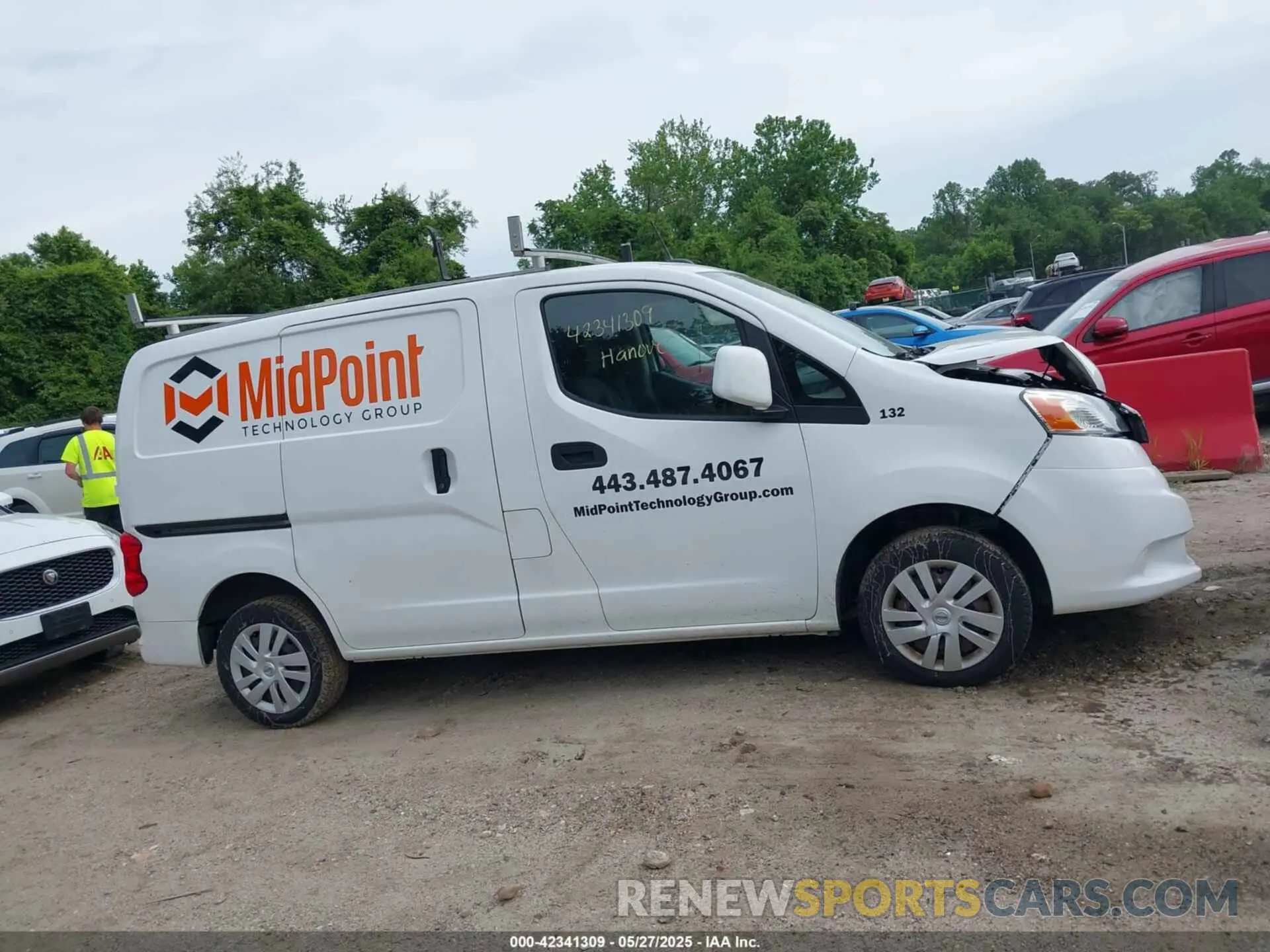 13 Photograph of a damaged car 3N6CM0KN0LK697089 NISSAN NV200  CARGO 2020