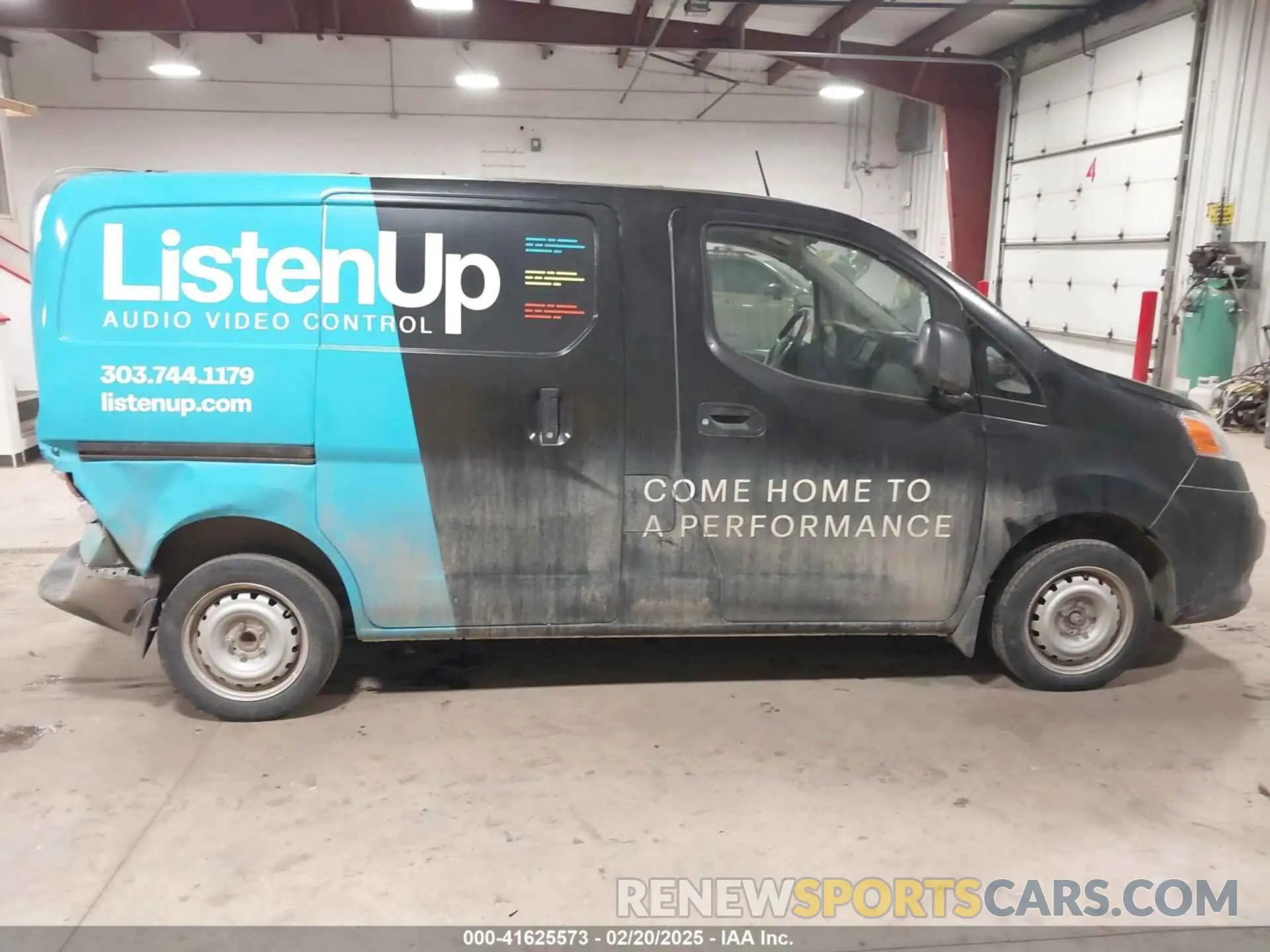 13 Photograph of a damaged car 3N6CM0KN1LK695092 NISSAN NV200  CARGO 2020