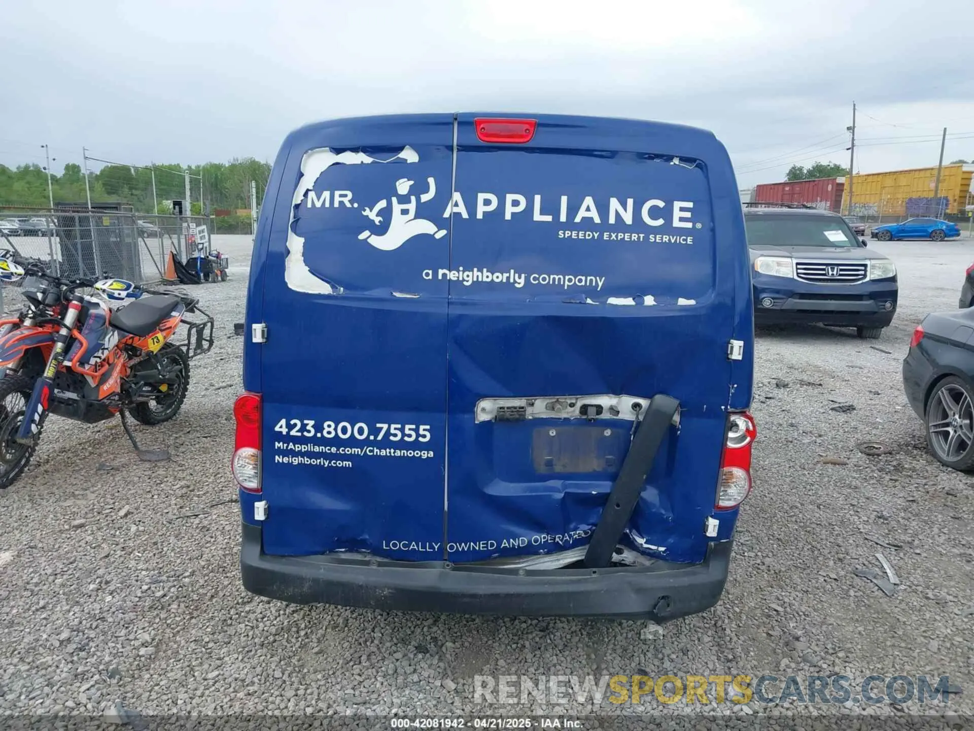 16 Photograph of a damaged car 3N6CM0KN1LK703482 NISSAN NV200  CARGO 2020