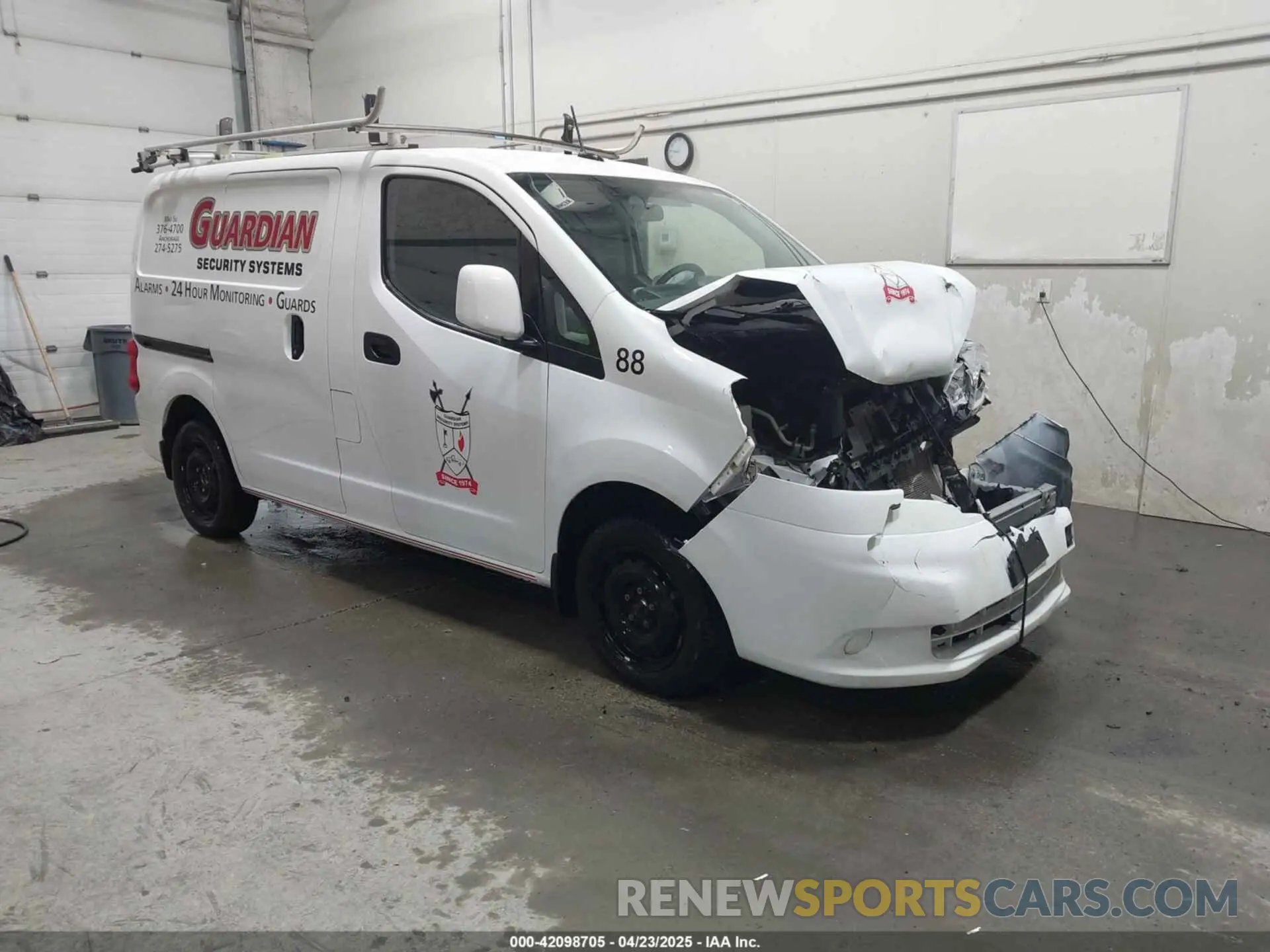 1 Photograph of a damaged car 3N6CM0KN1LK706933 NISSAN NV200  CARGO 2020