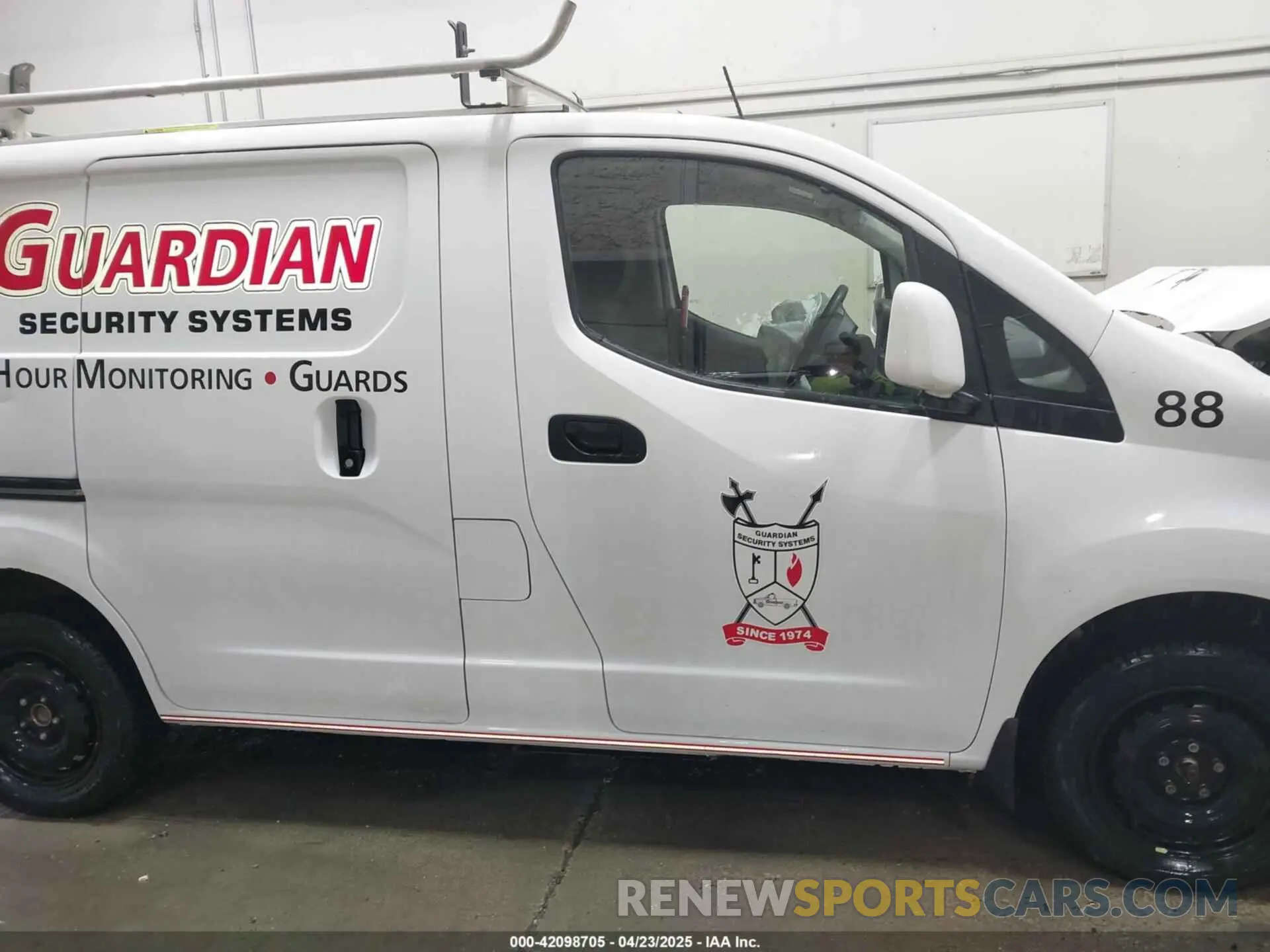 13 Photograph of a damaged car 3N6CM0KN1LK706933 NISSAN NV200  CARGO 2020