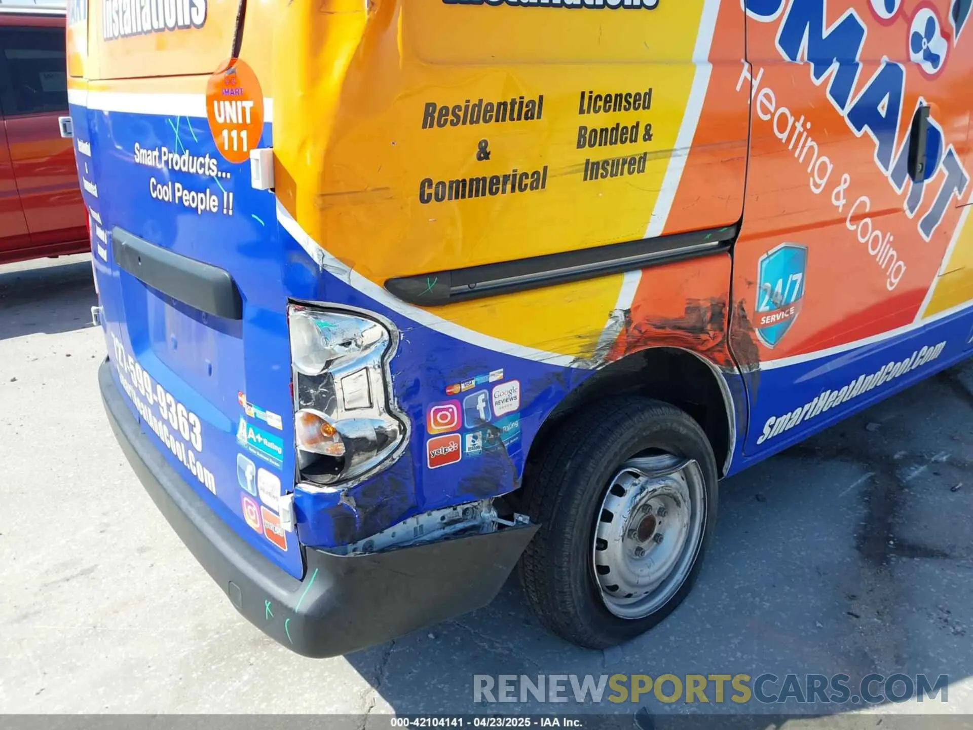 6 Photograph of a damaged car 3N6CM0KN2LK699104 NISSAN NV200  CARGO 2020