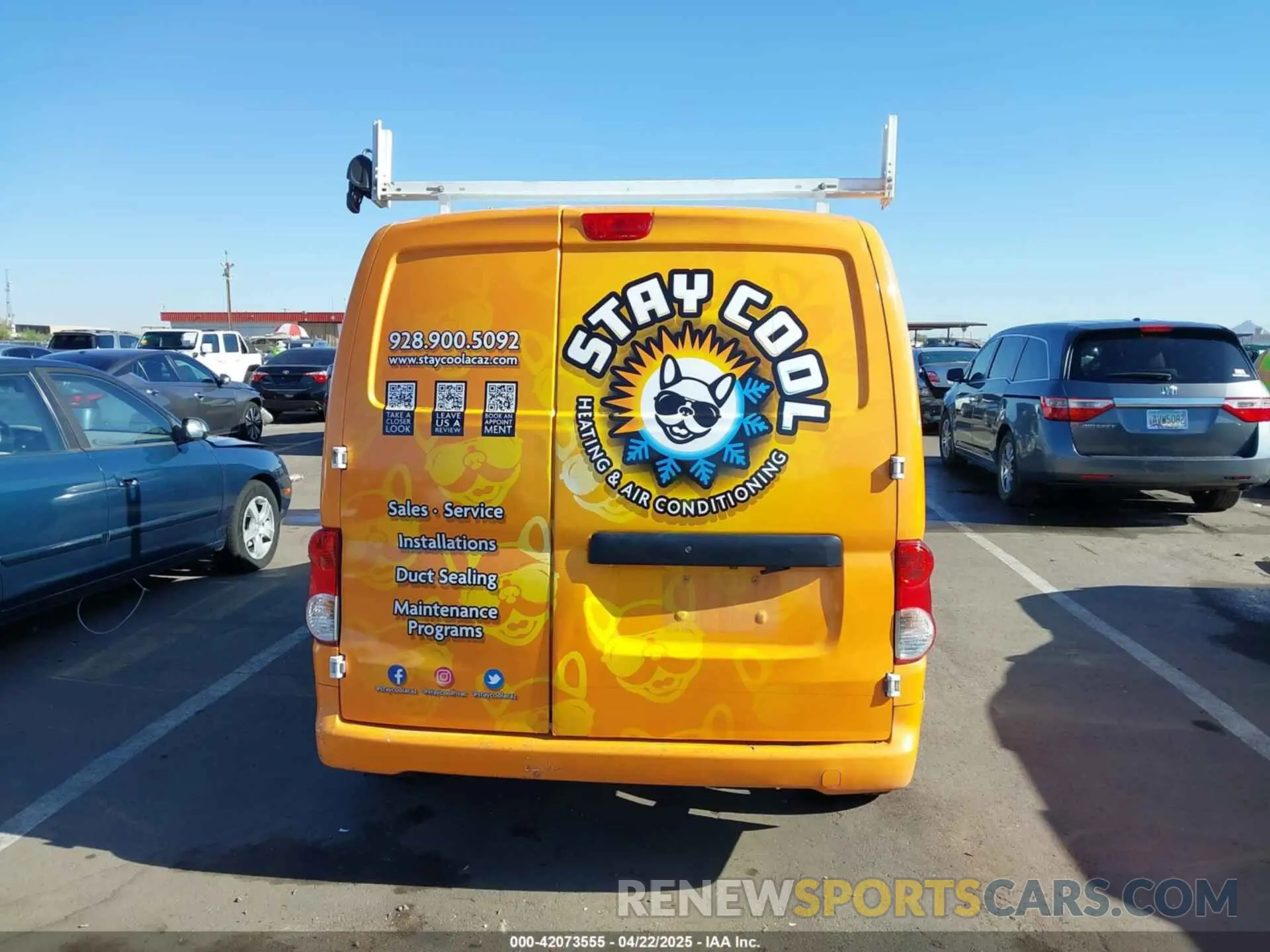 17 Photograph of a damaged car 3N6CM0KN2LK699541 NISSAN NV200  CARGO 2020