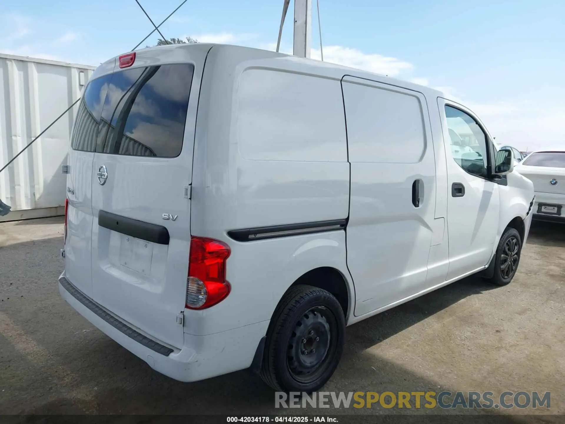 4 Photograph of a damaged car 3N6CM0KN2LK707170 NISSAN NV200  CARGO 2020